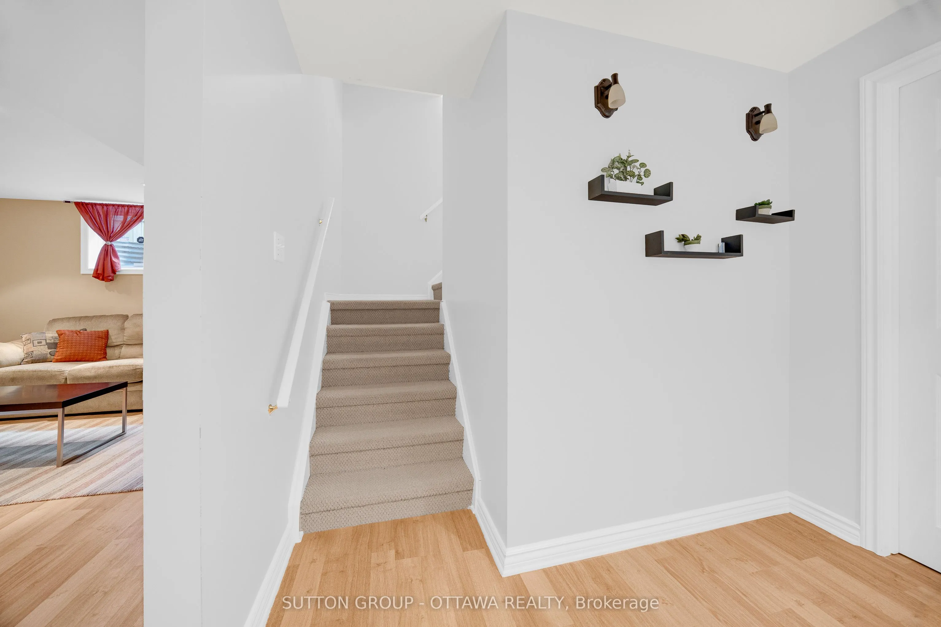 11 Baypointe Crescent