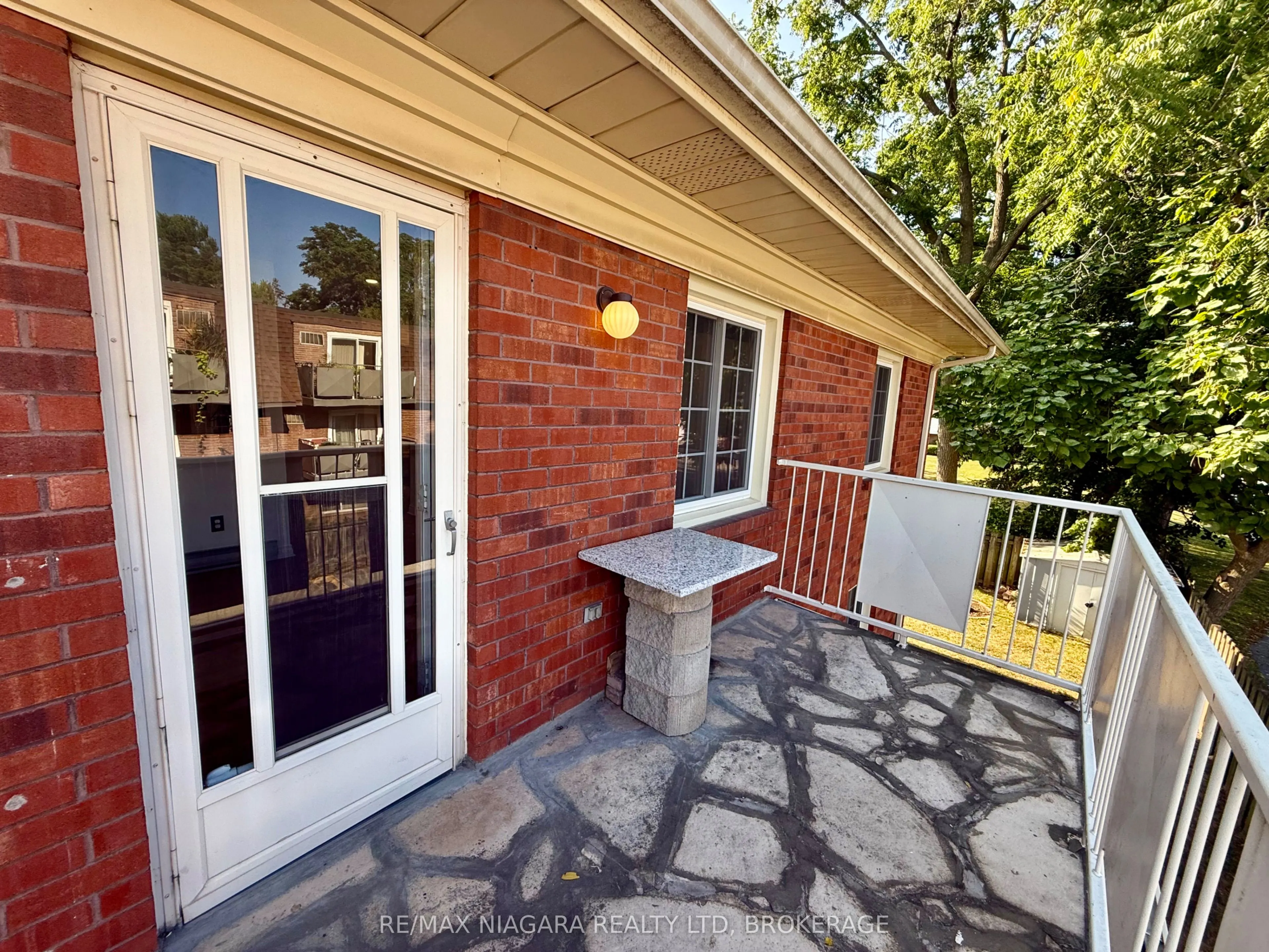 6381 DUNN Street, #204