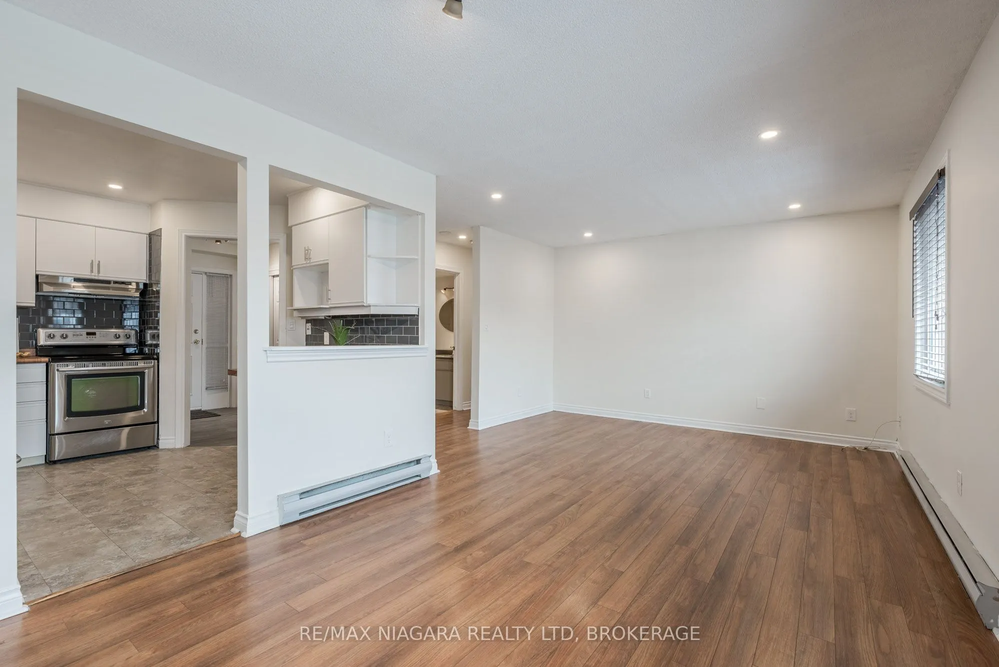 6381 DUNN Street, #204