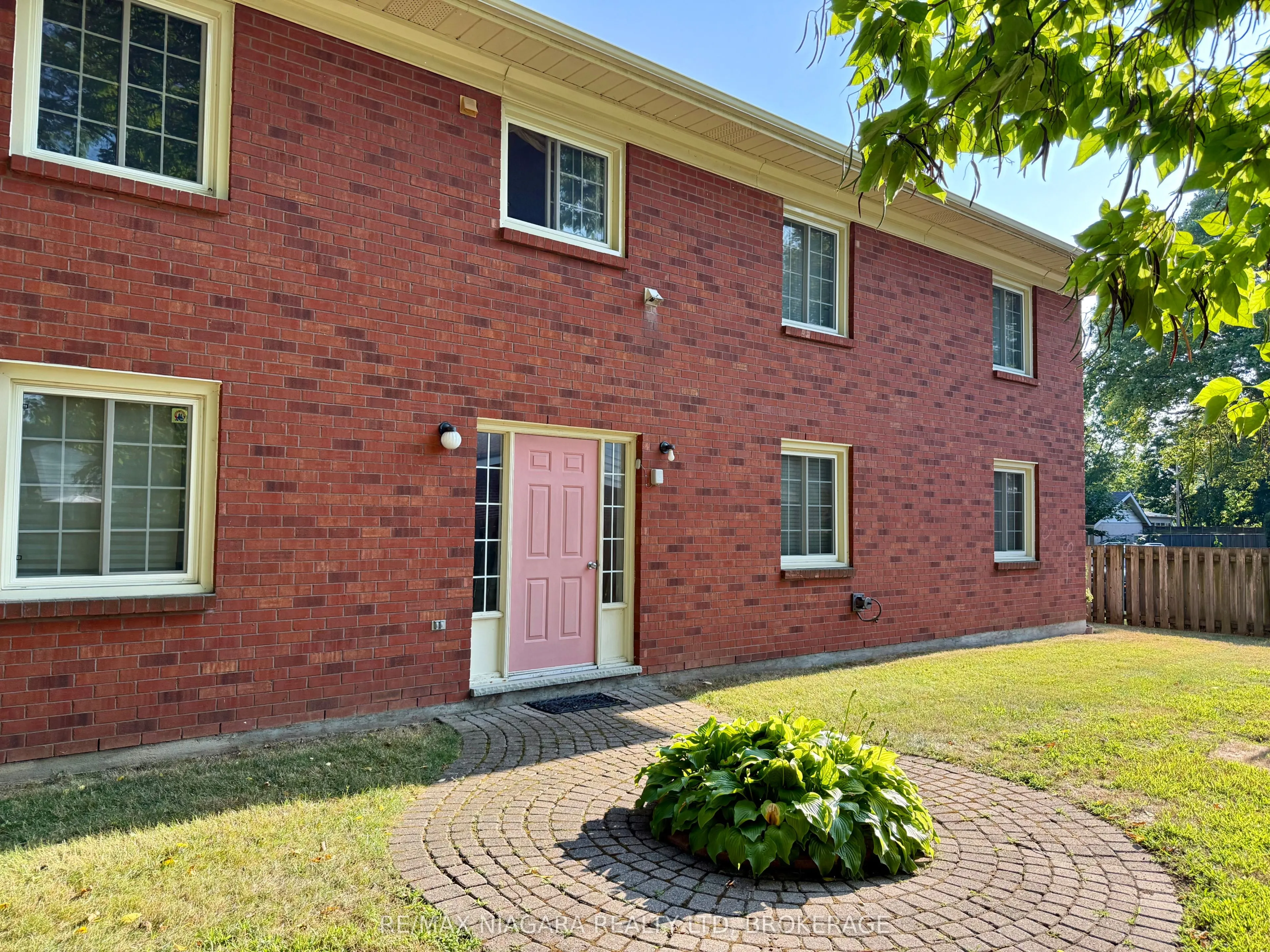 6381 DUNN Street, #204