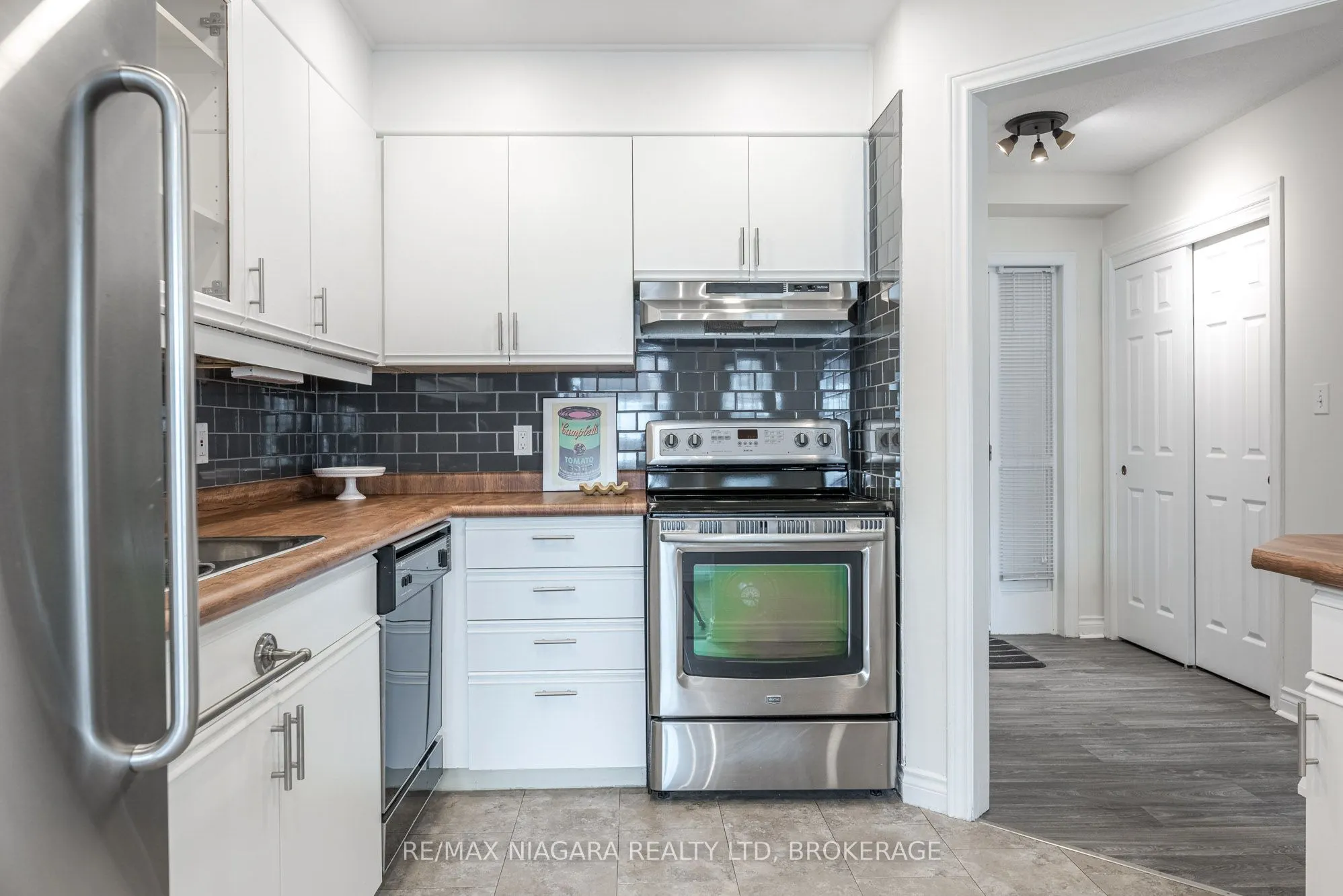6381 DUNN Street, #204