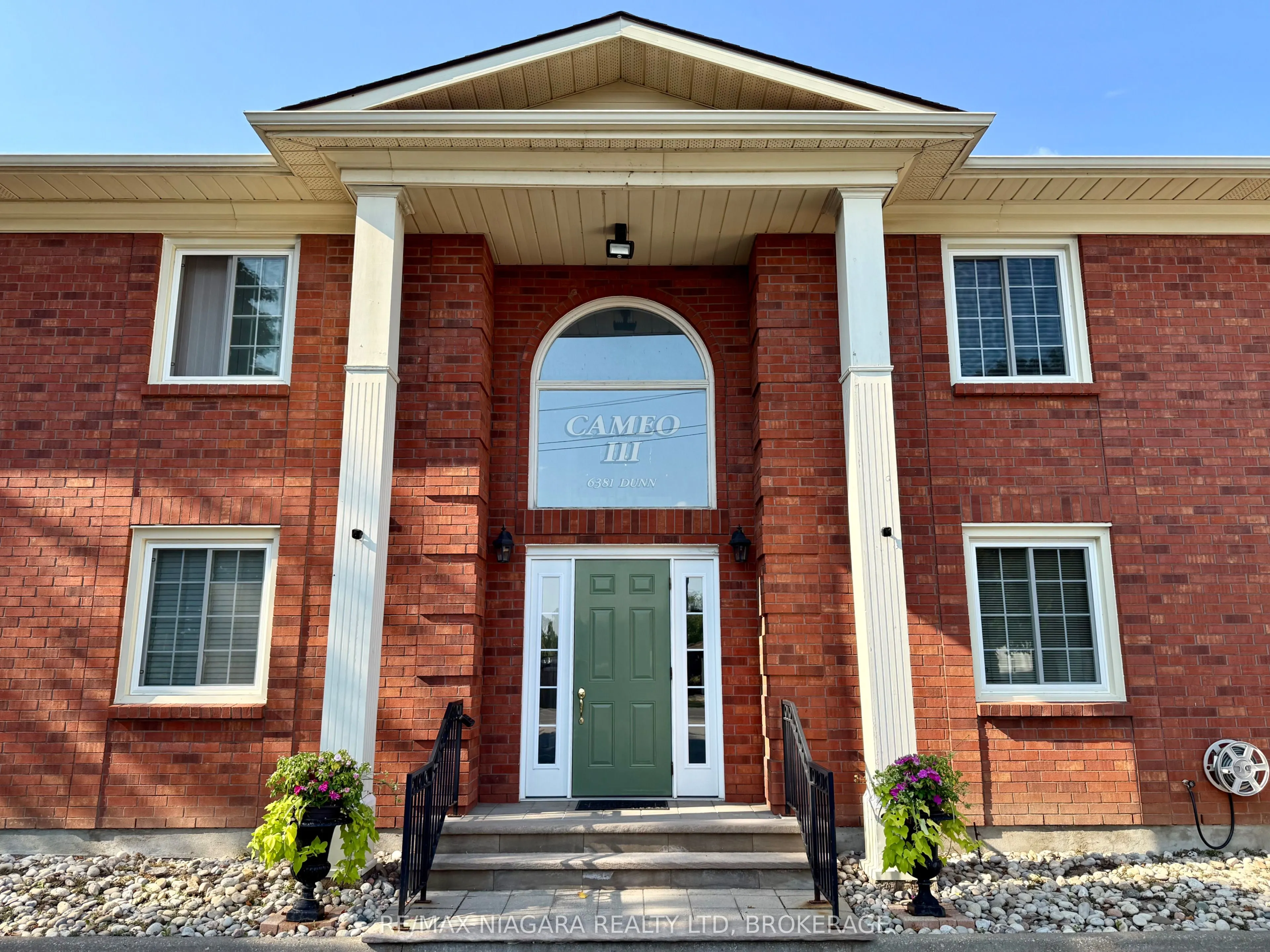 6381 DUNN Street, #204