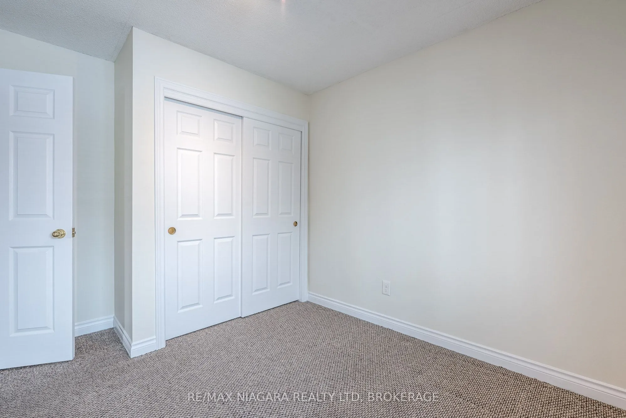6381 DUNN Street, #204