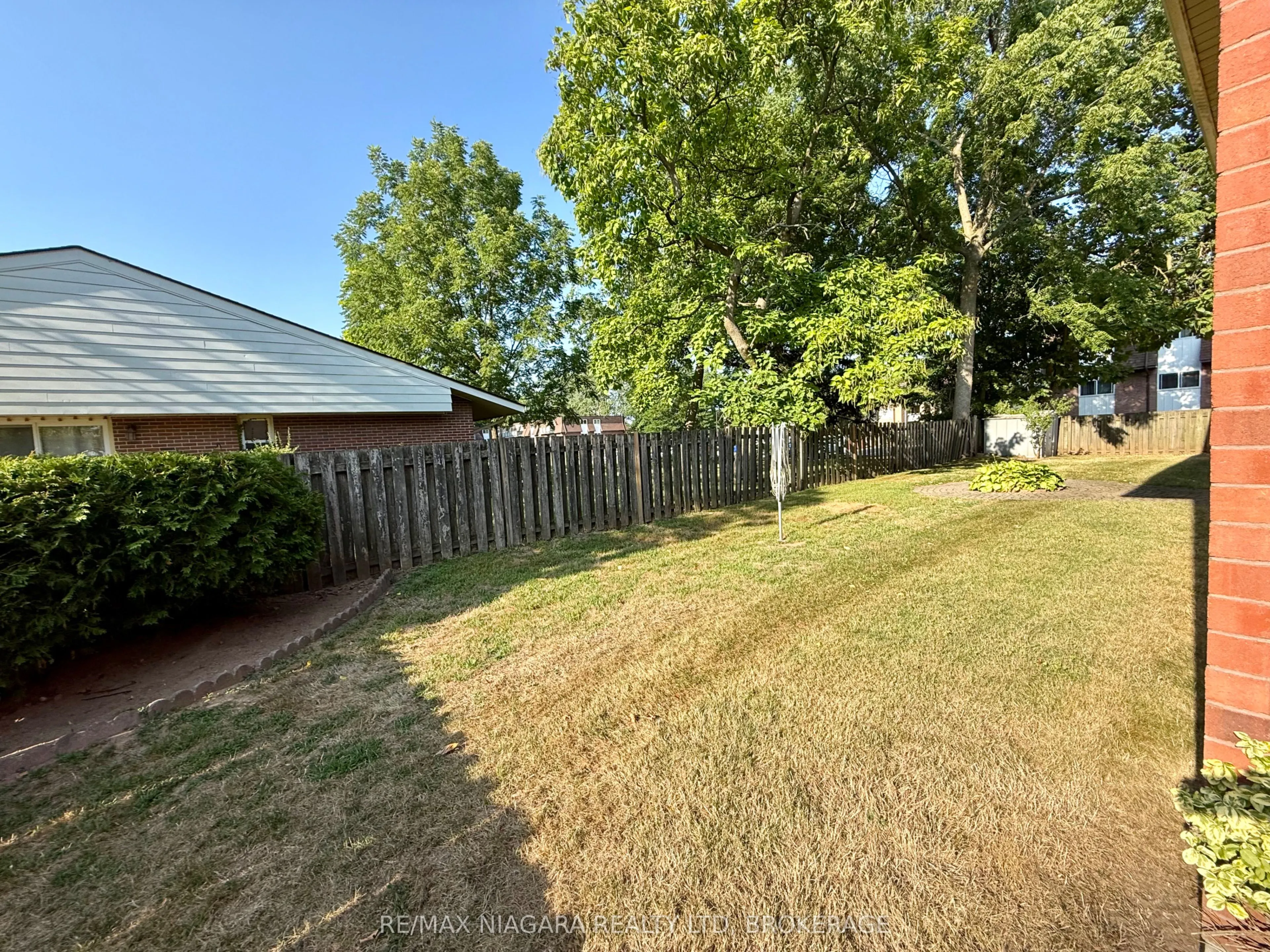 6381 DUNN Street, #204