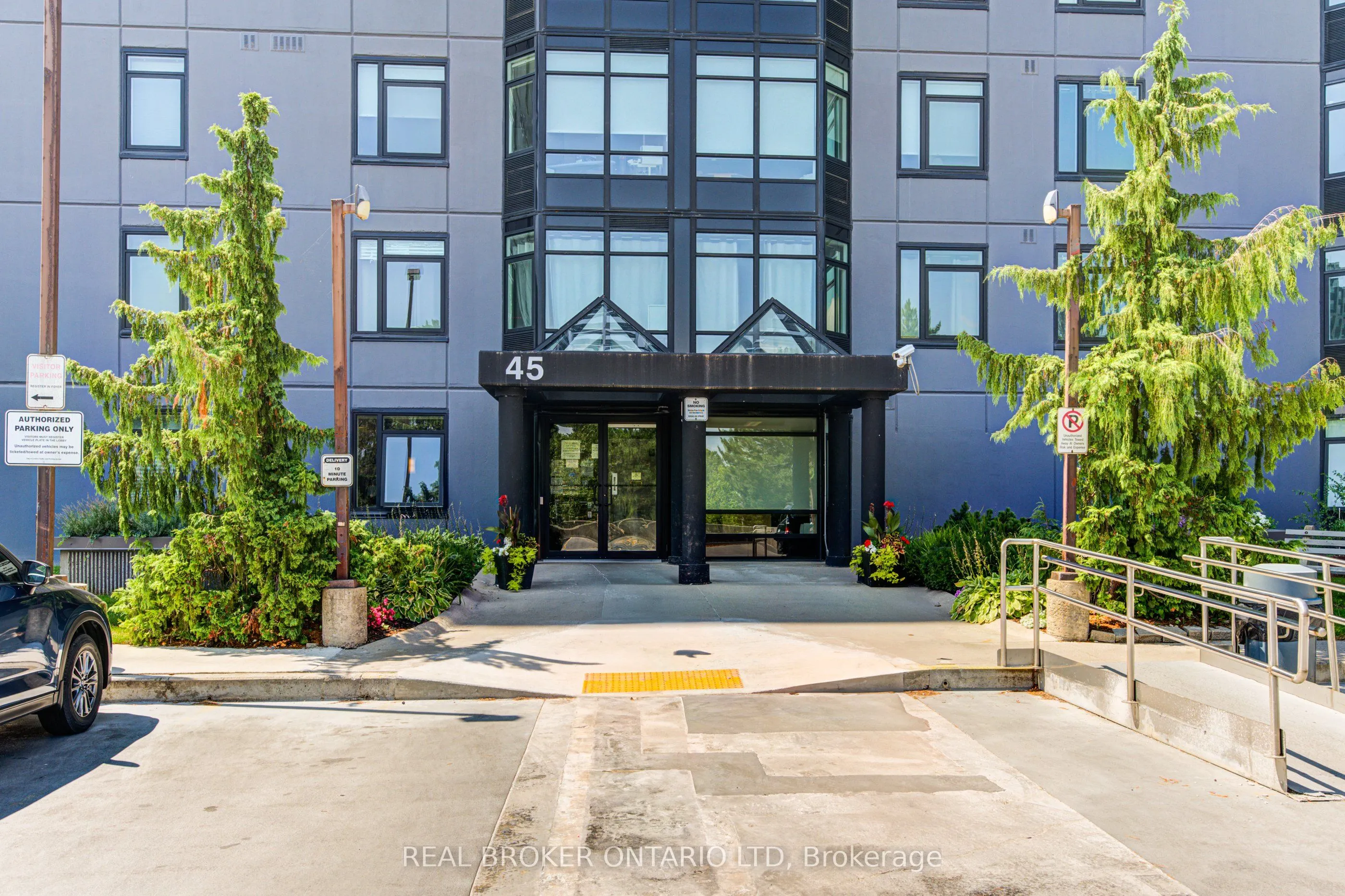 45 Pond Mills Road, #803