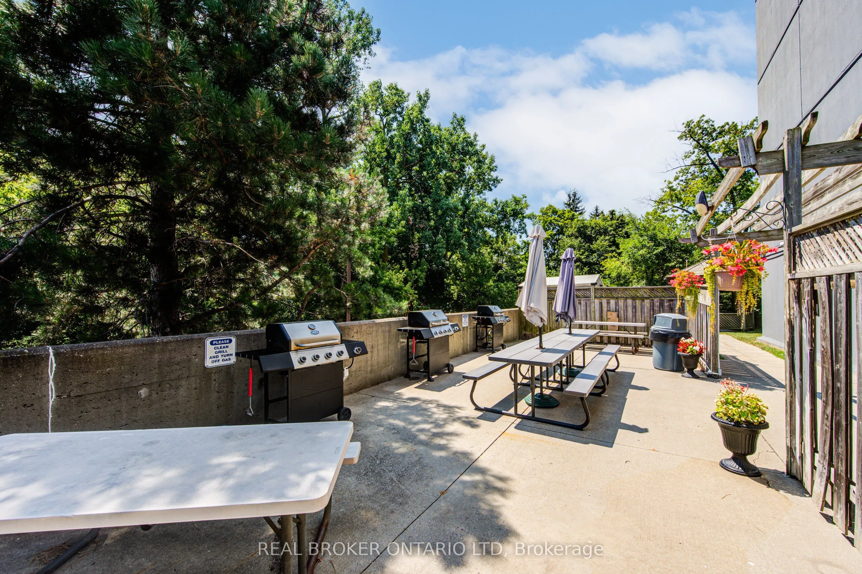 45 Pond Mills Road, #803