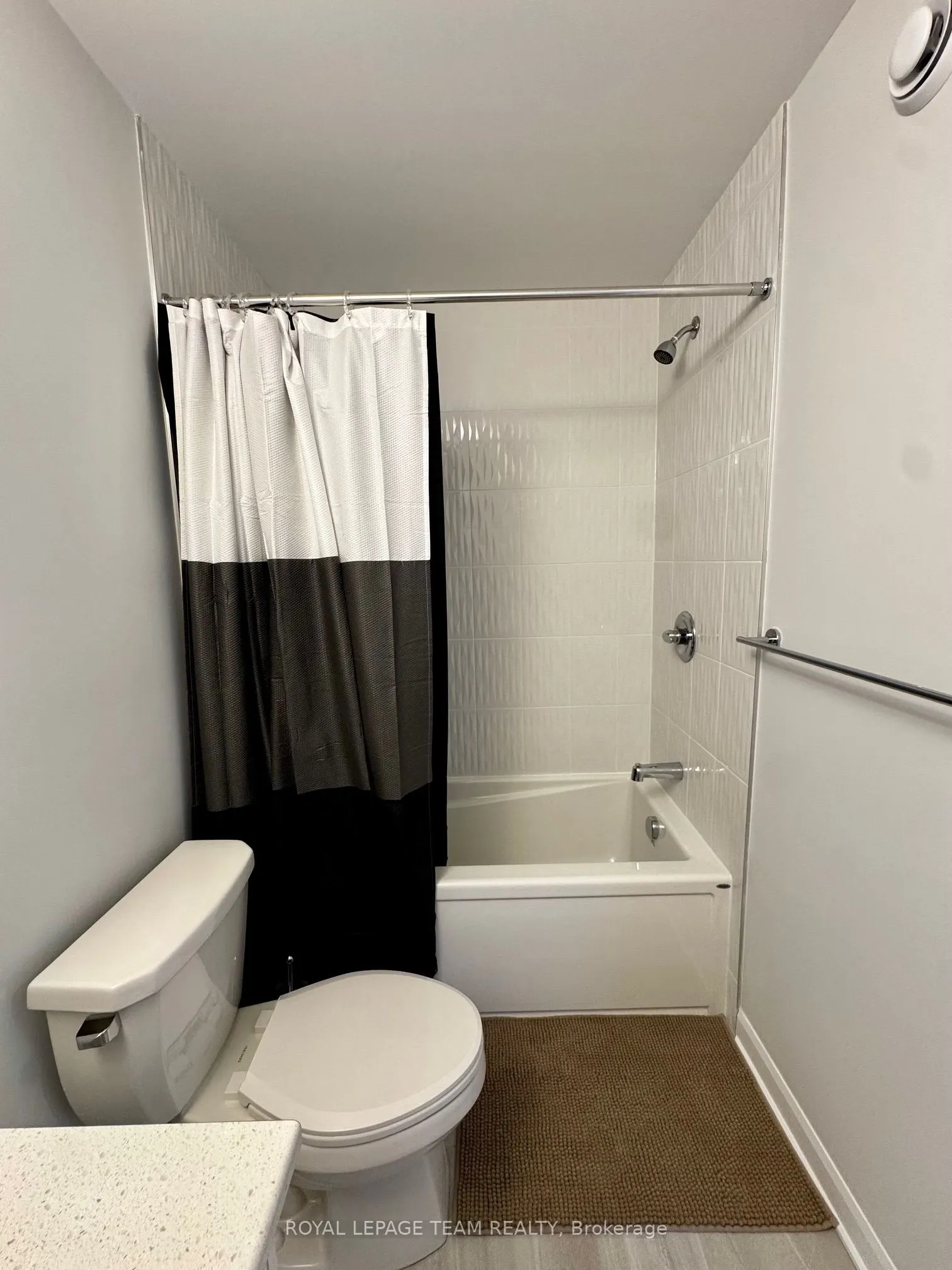509 Woodlily Private