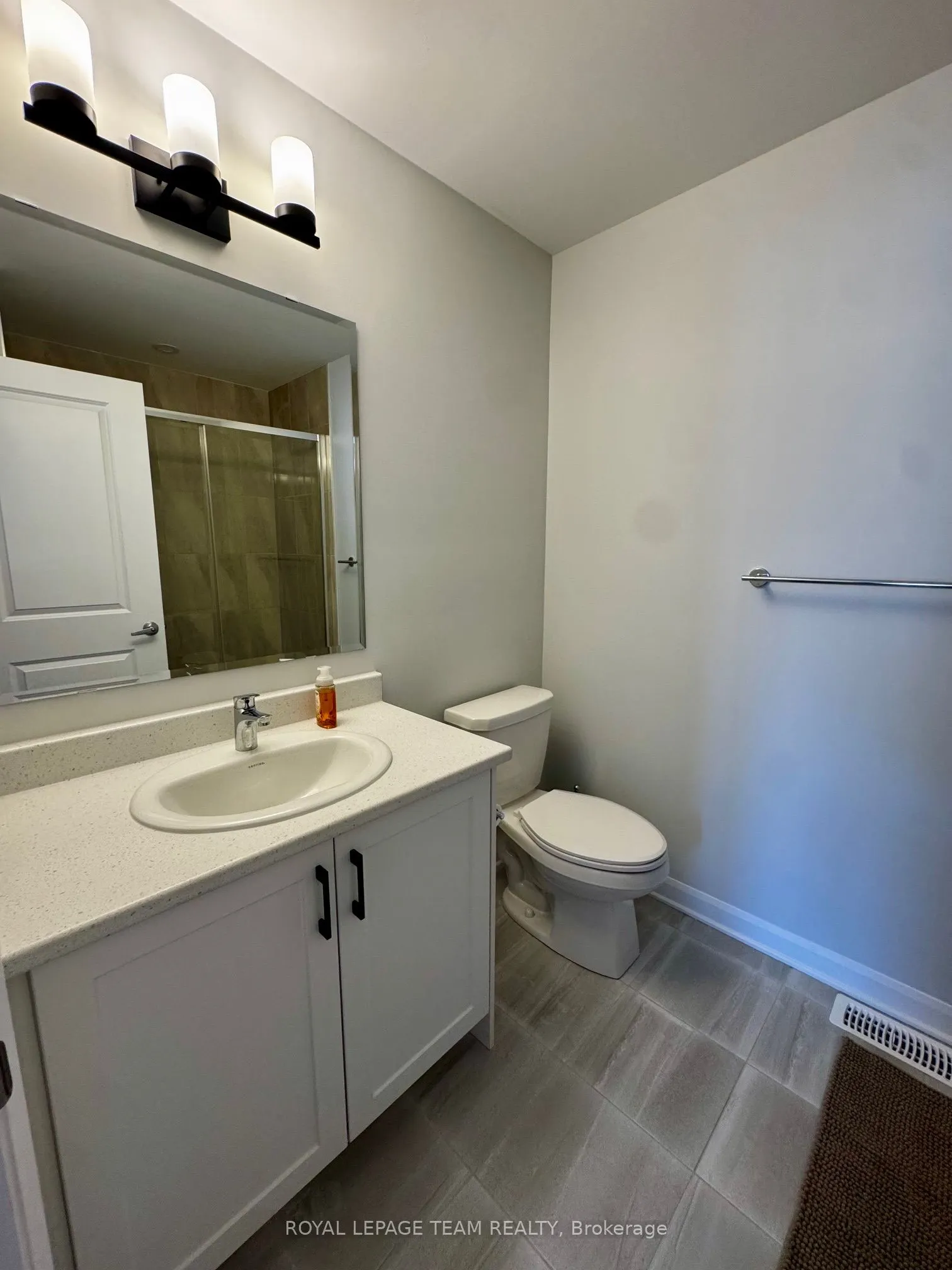 509 Woodlily Private