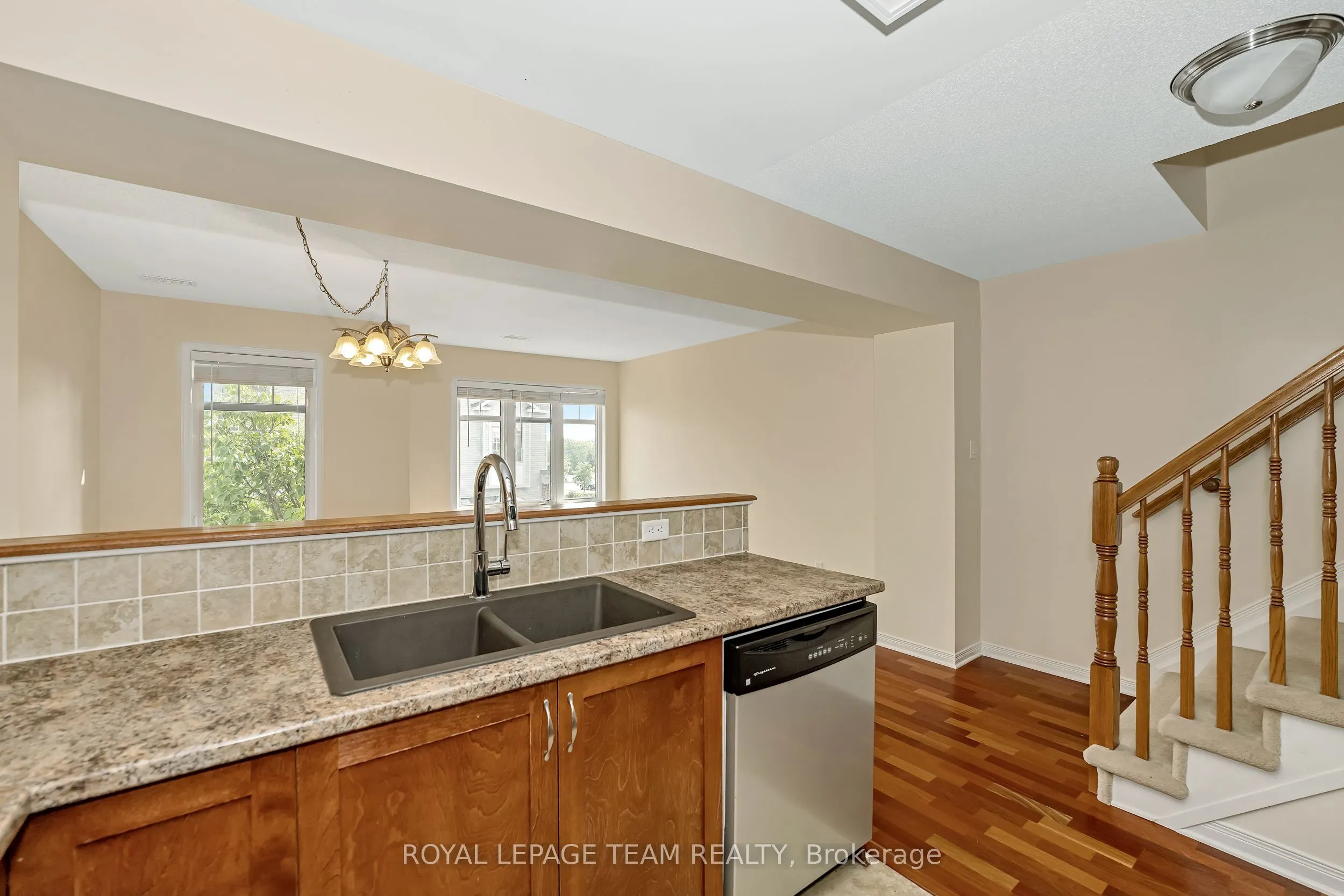 245 Keltie Private, #245