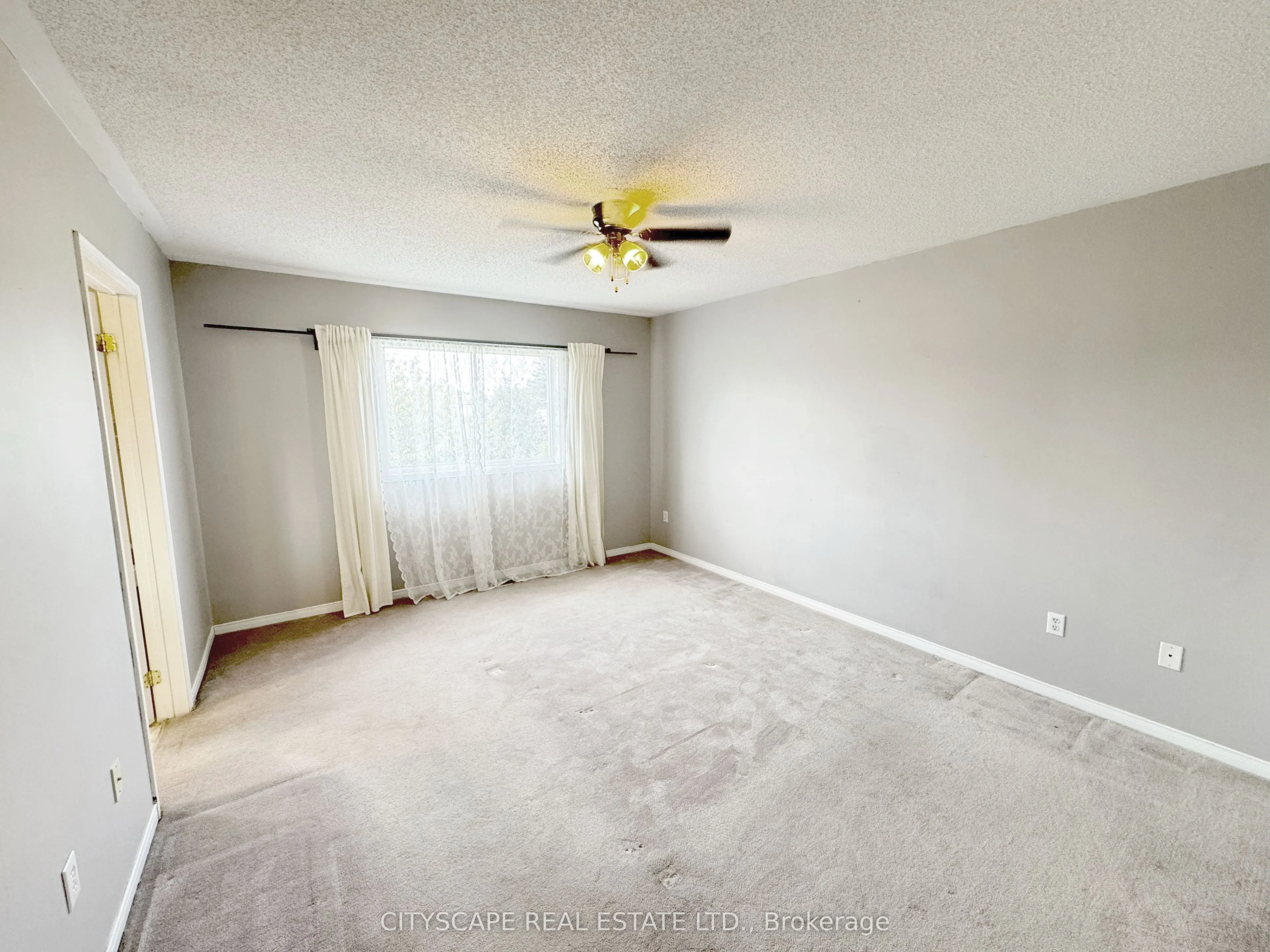 55 Langlaw Drive