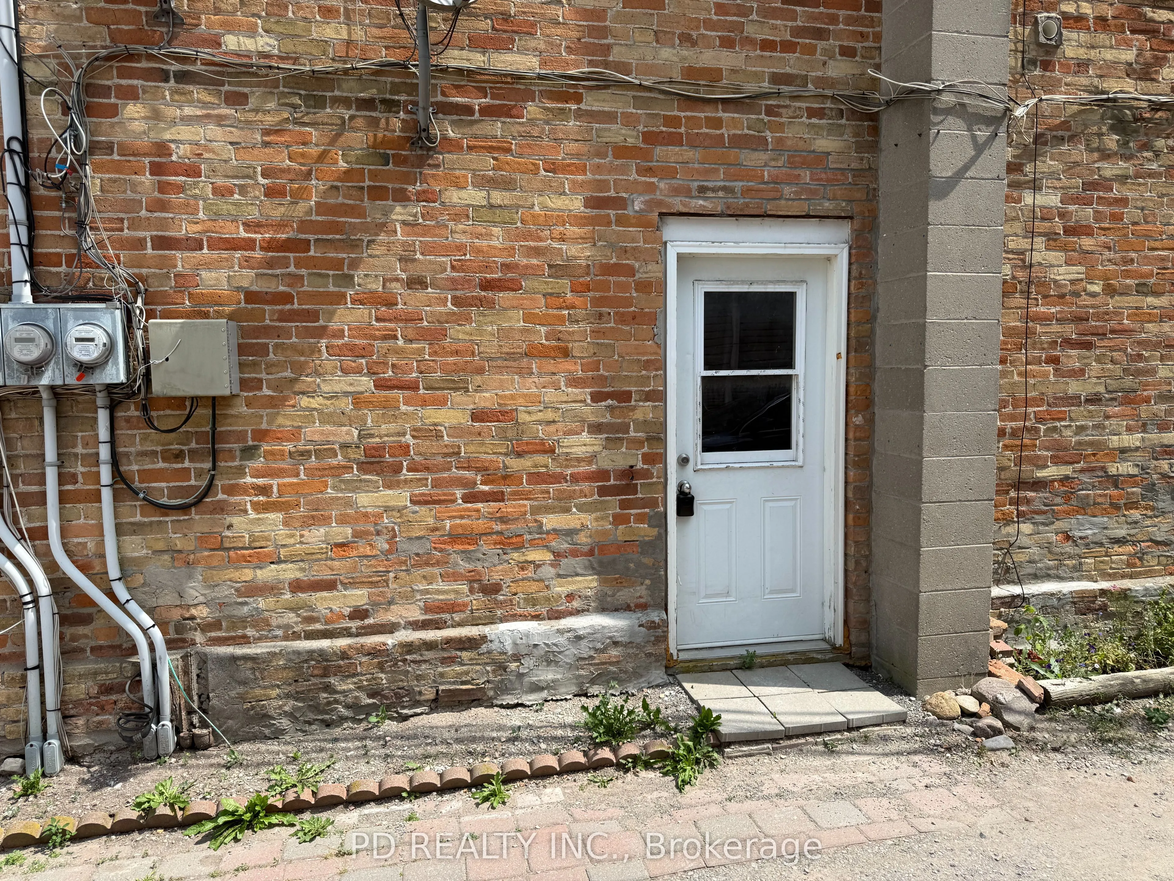 34-36 King Street E, #2
