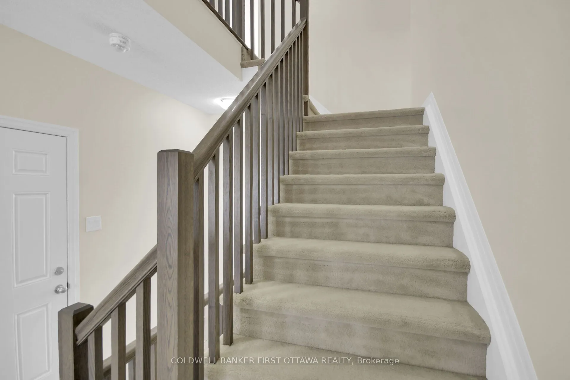 168 Hawkshaw Crescent