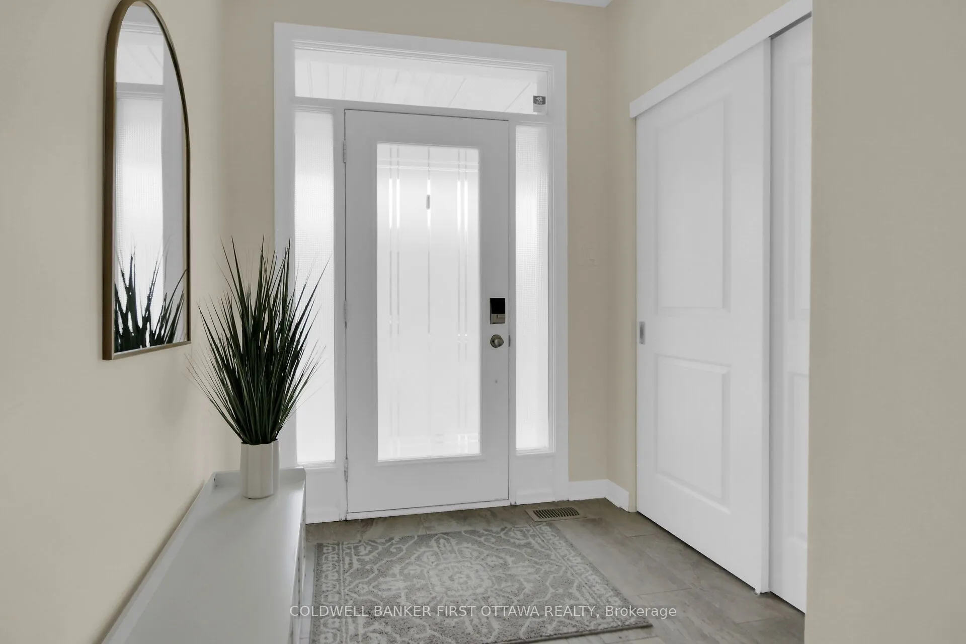 168 Hawkshaw Crescent