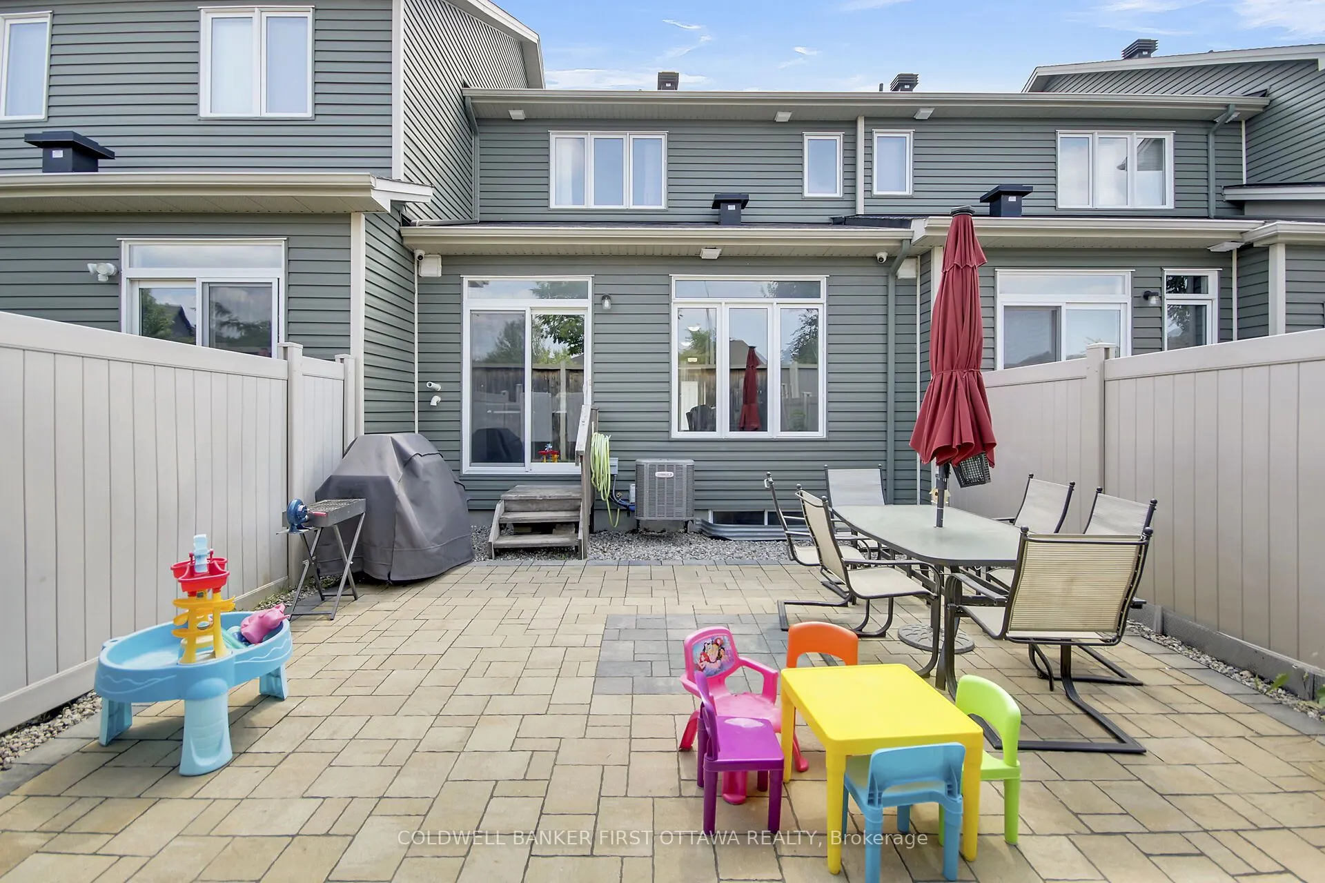 168 Hawkshaw Crescent