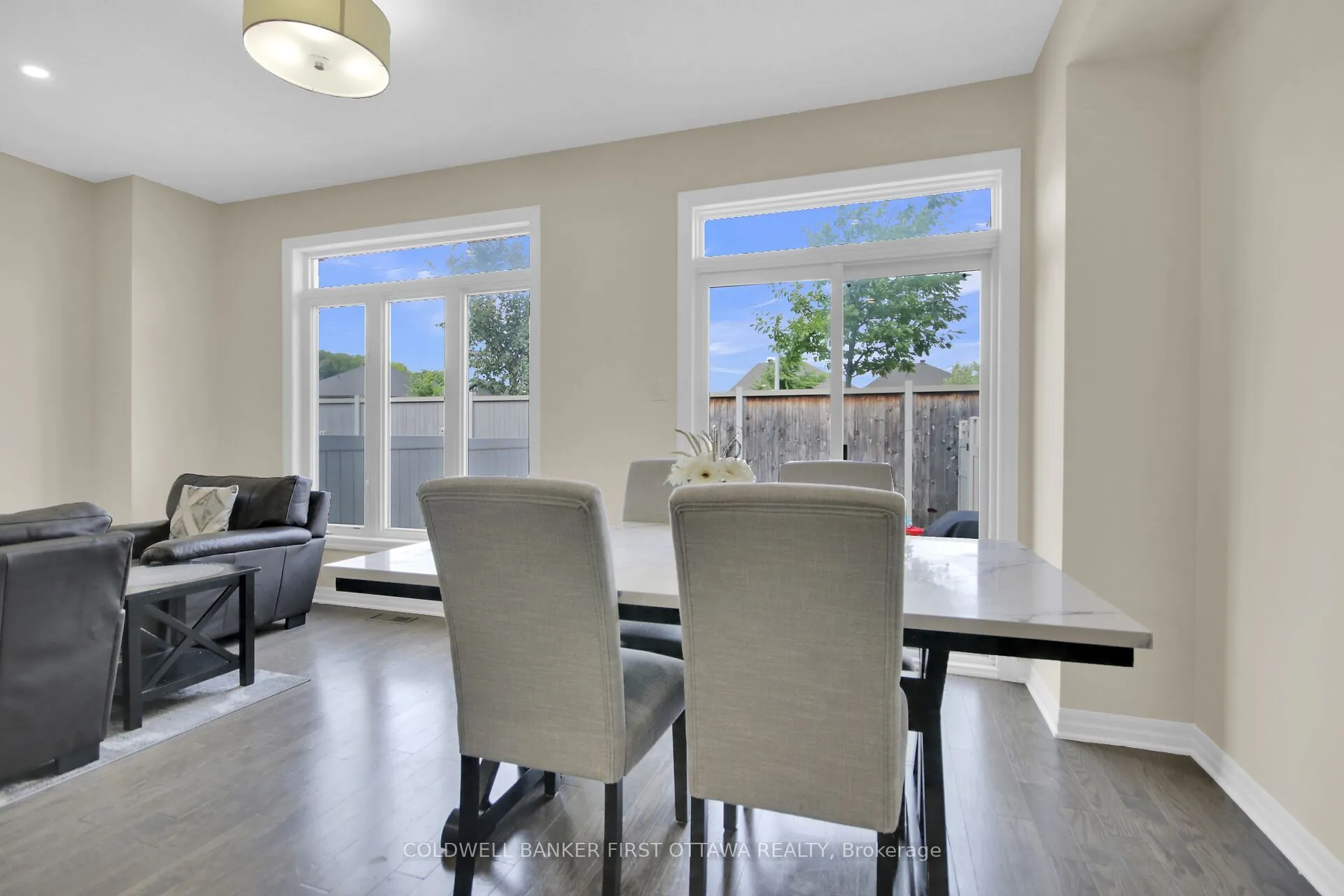 168 Hawkshaw Crescent