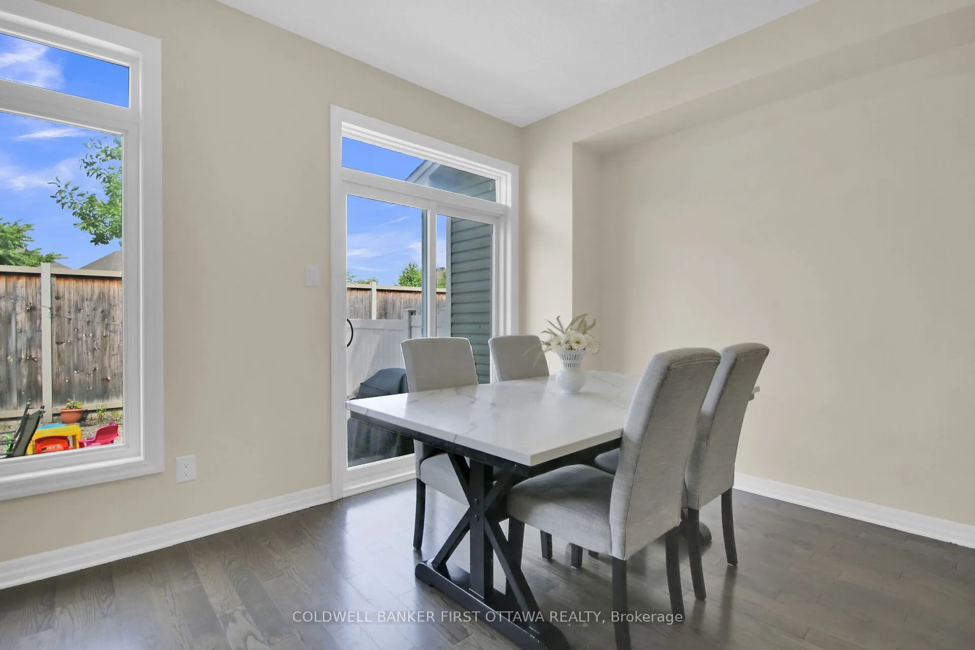 168 Hawkshaw Crescent
