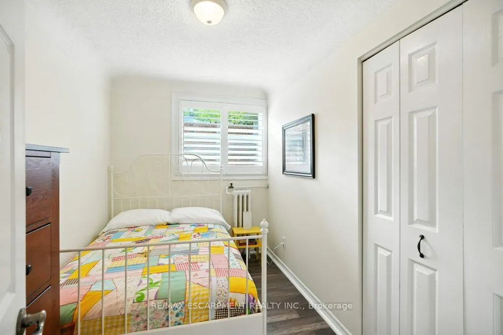 6 Vineland Avenue, #18