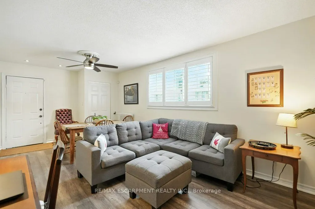 6 Vineland Avenue, #18