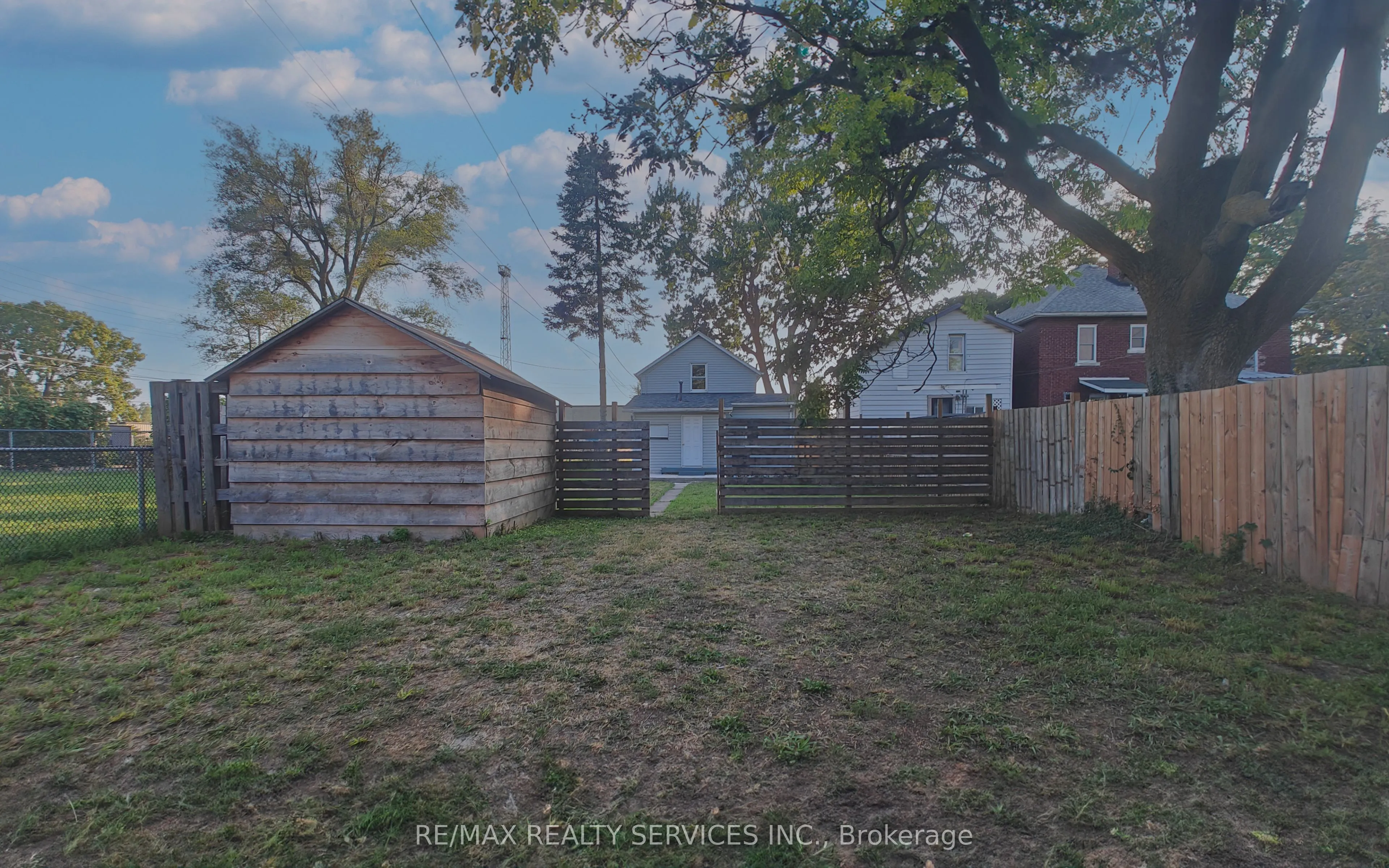 764 Caron Avenue