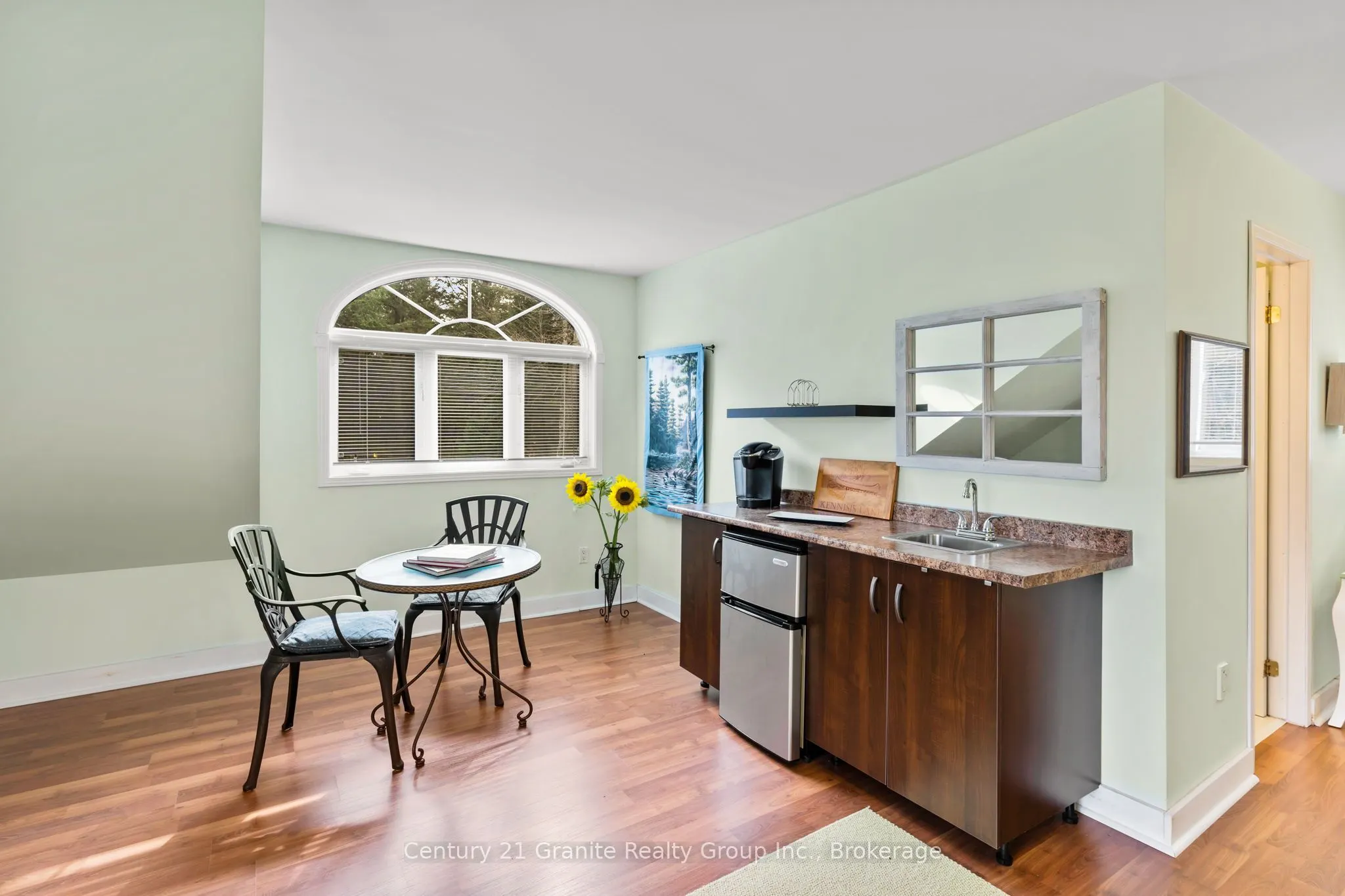 3526 West Shore Road