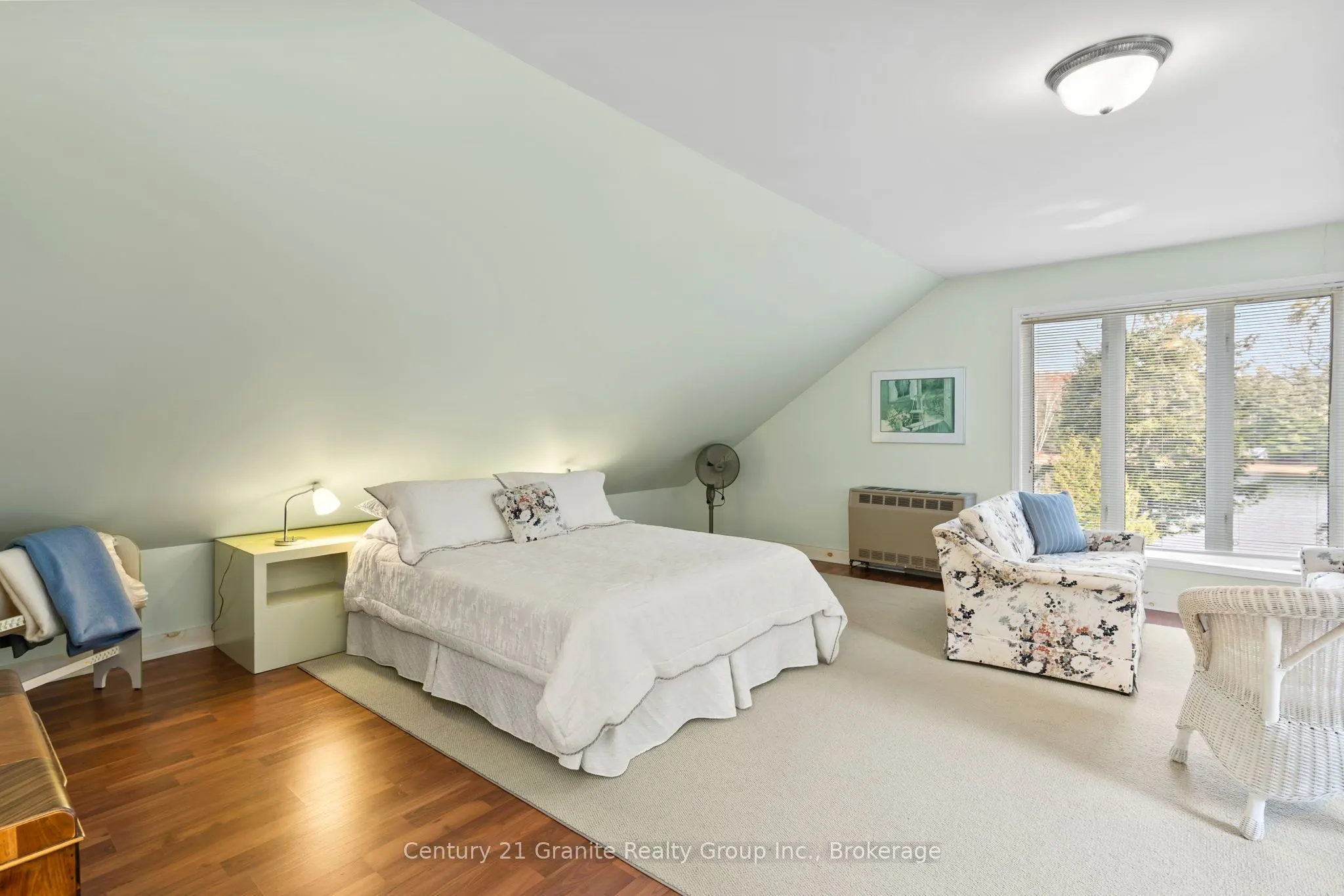 3526 West Shore Road