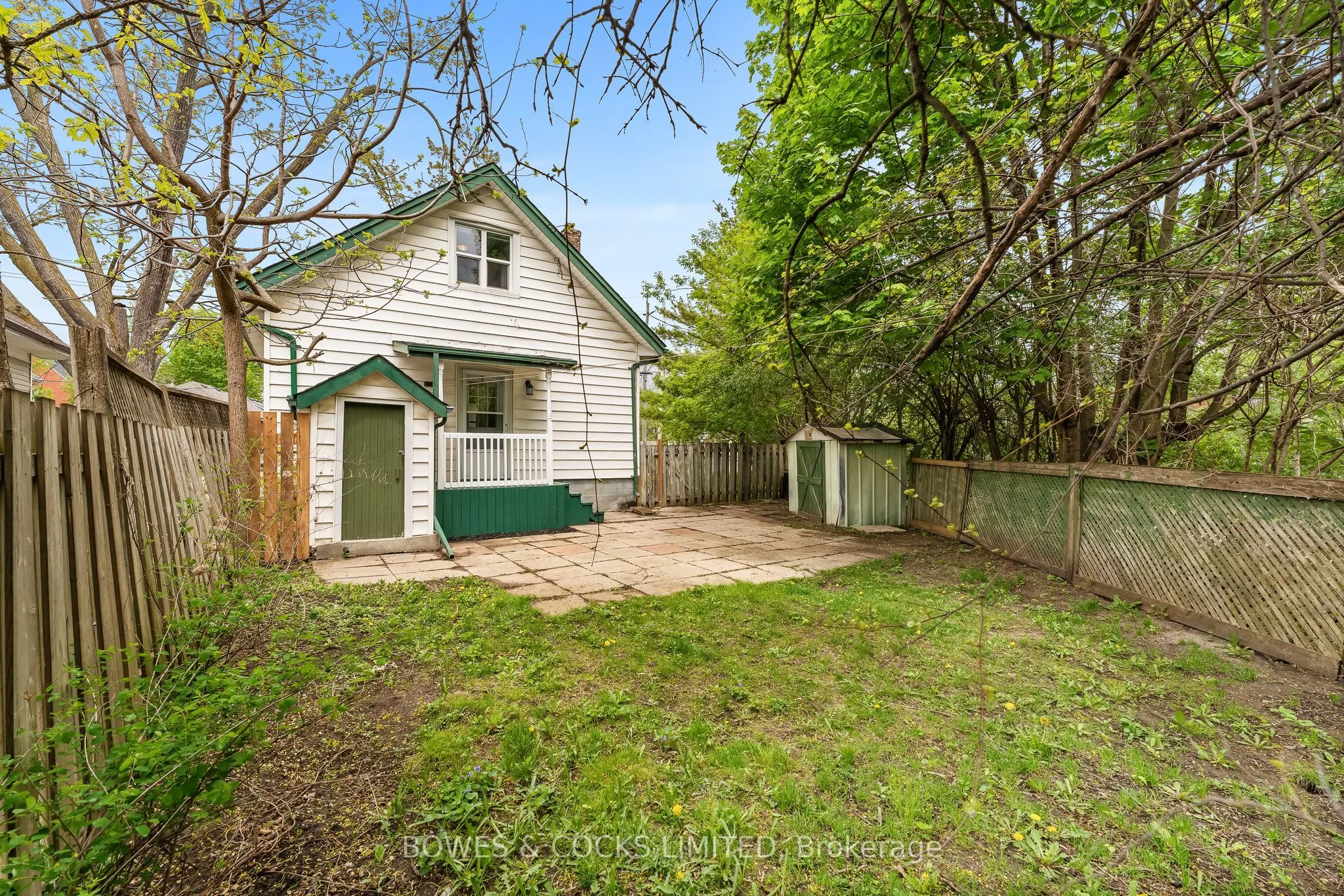 283 Lake Street