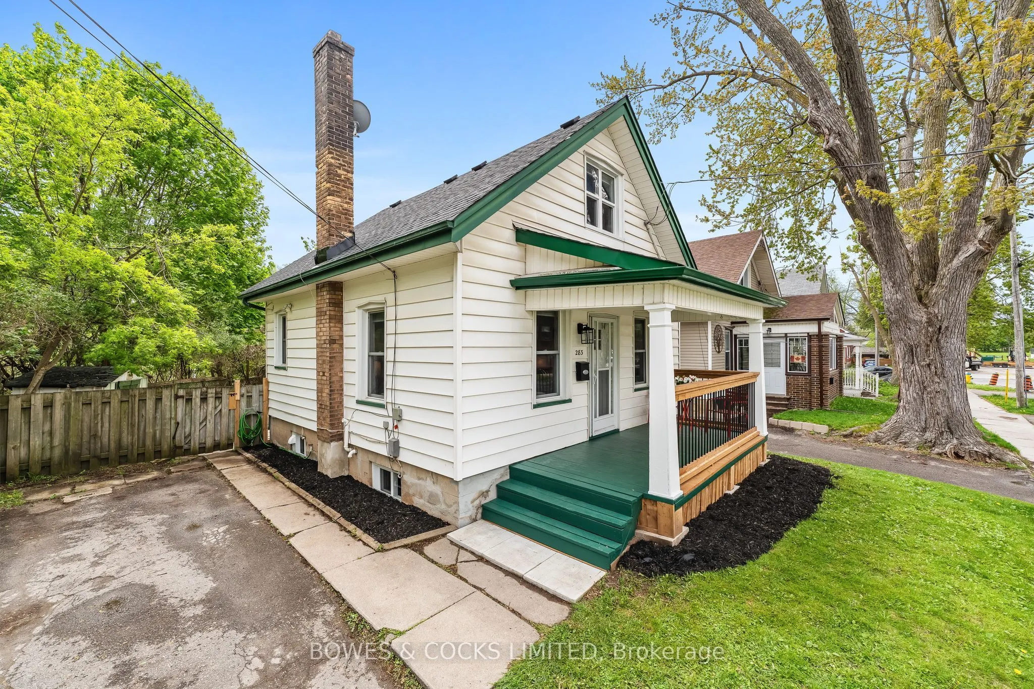 283 Lake Street