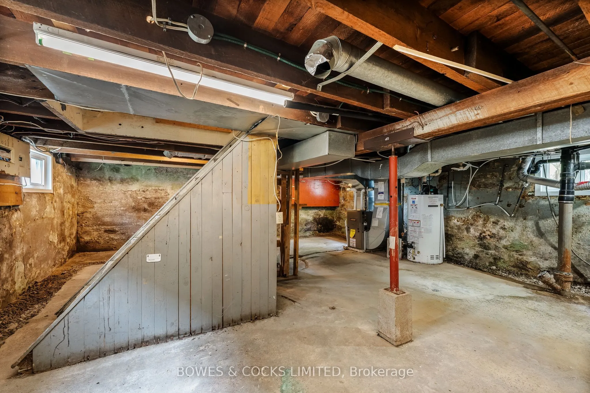 283 Lake Street