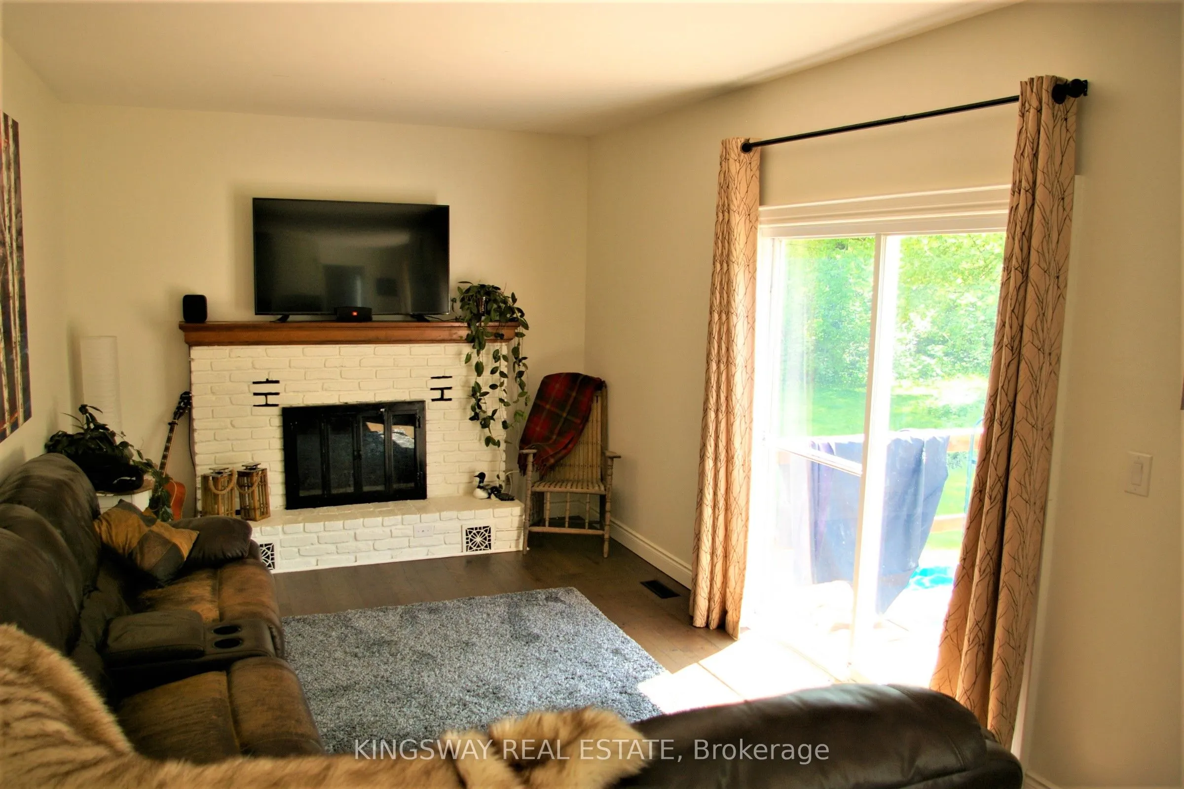 619 Millgrove Side Road