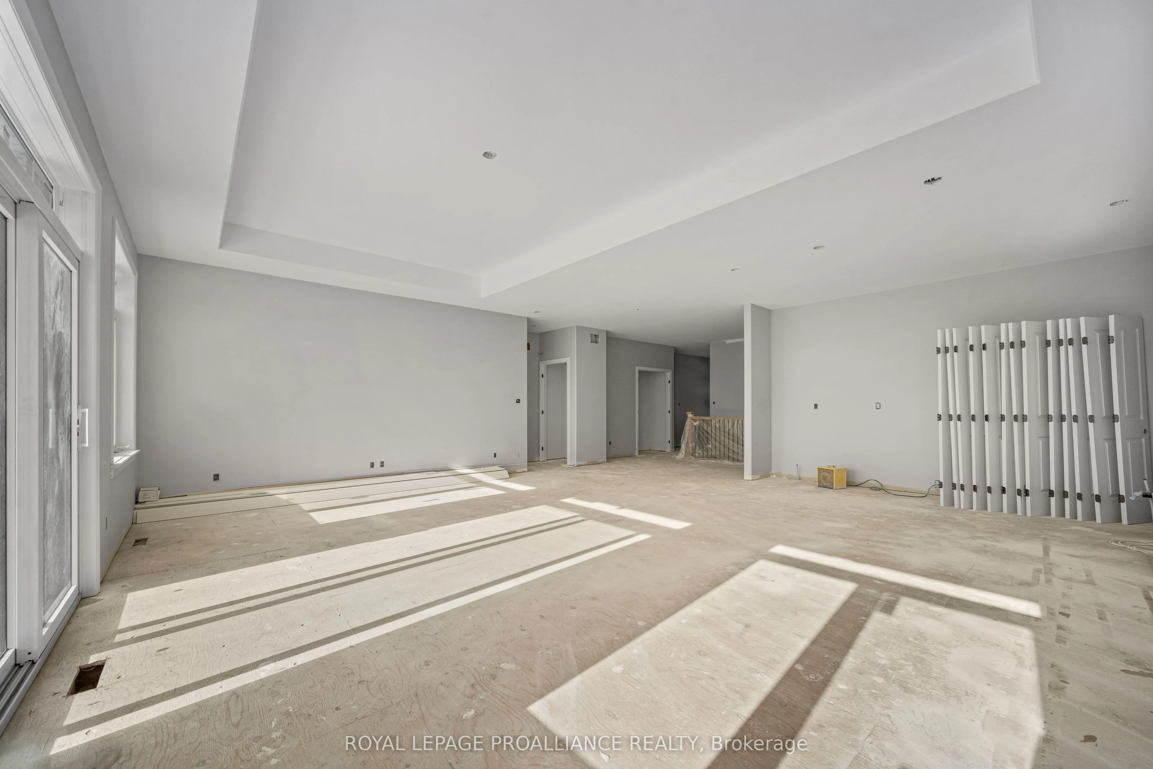 15 Andrew Crescent