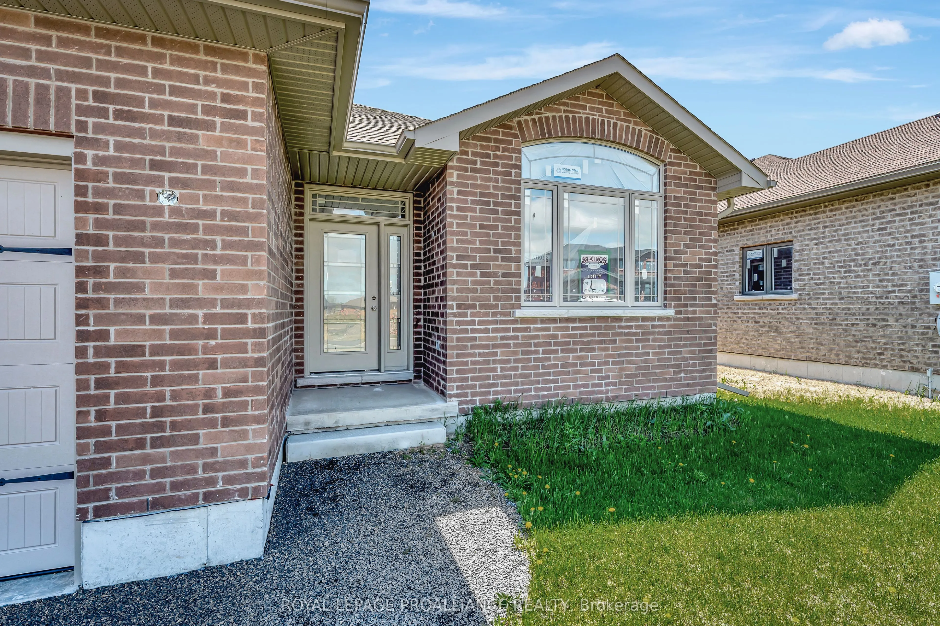 15 Andrew Crescent