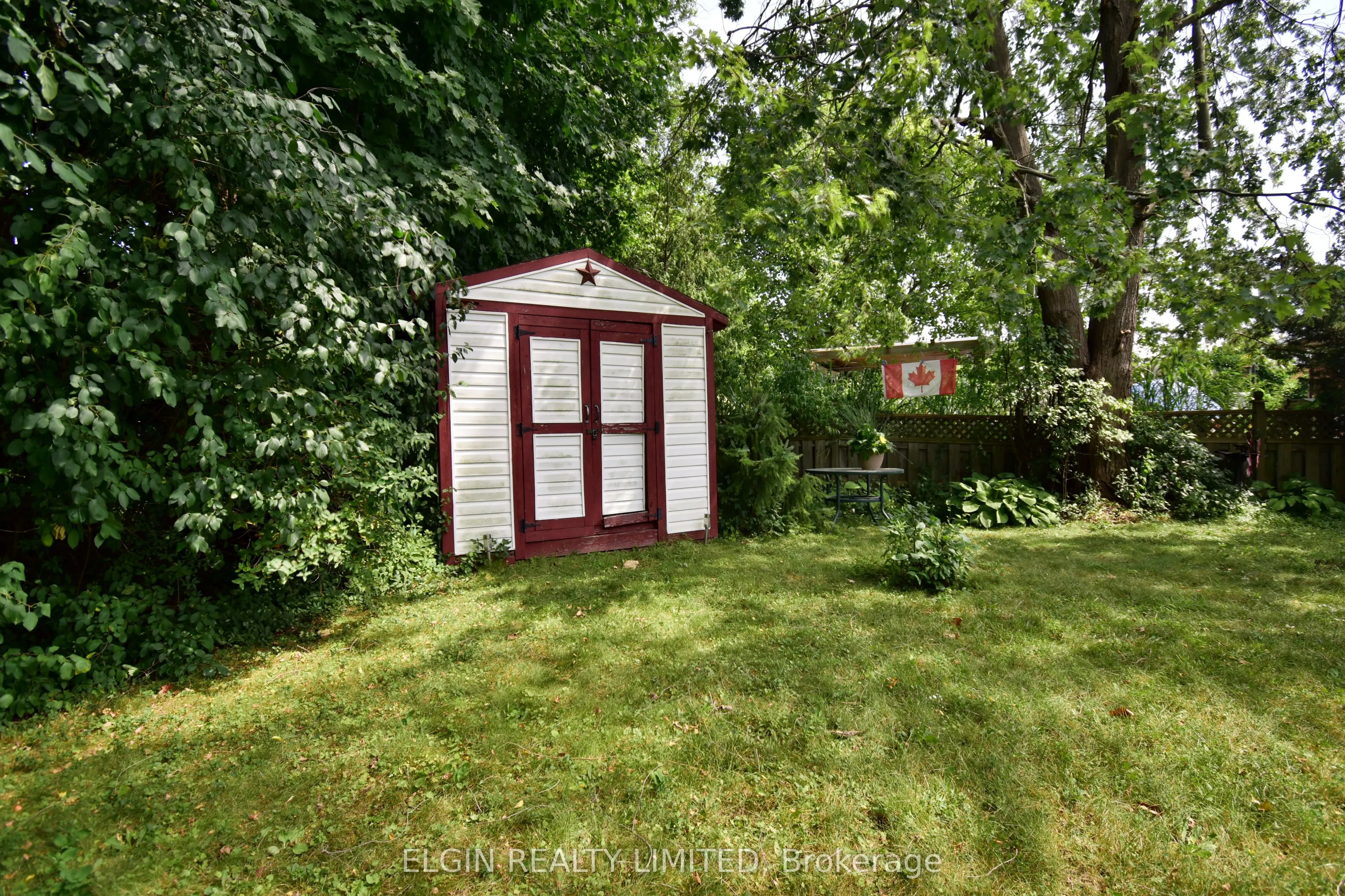 83 Churchill Crescent