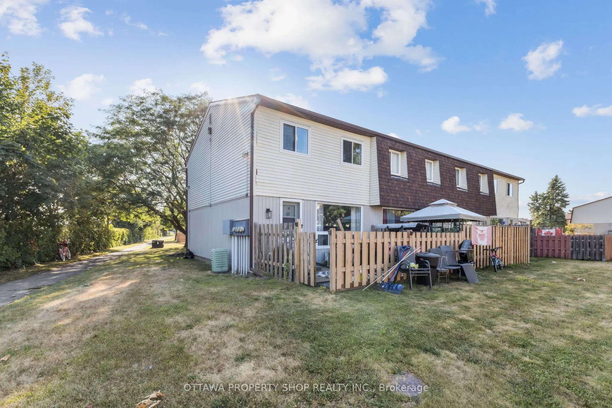 42A Woodvale Green, #65