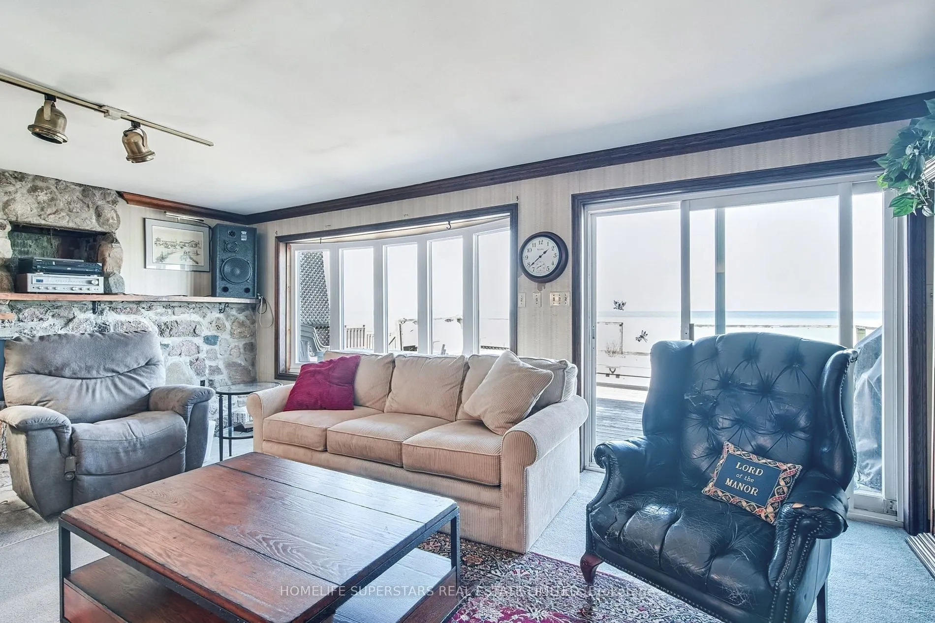 56 SEABREEZE Crescent