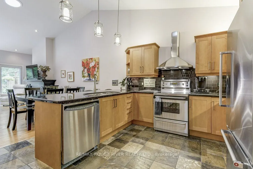 1398 Pelham Street, #34
