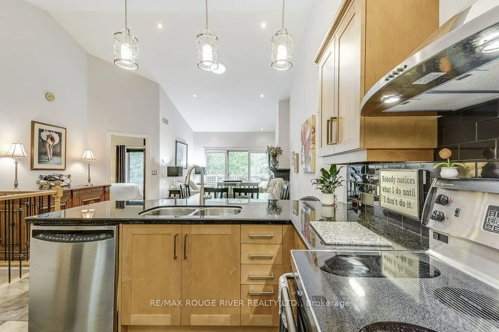 1398 Pelham Street, #34