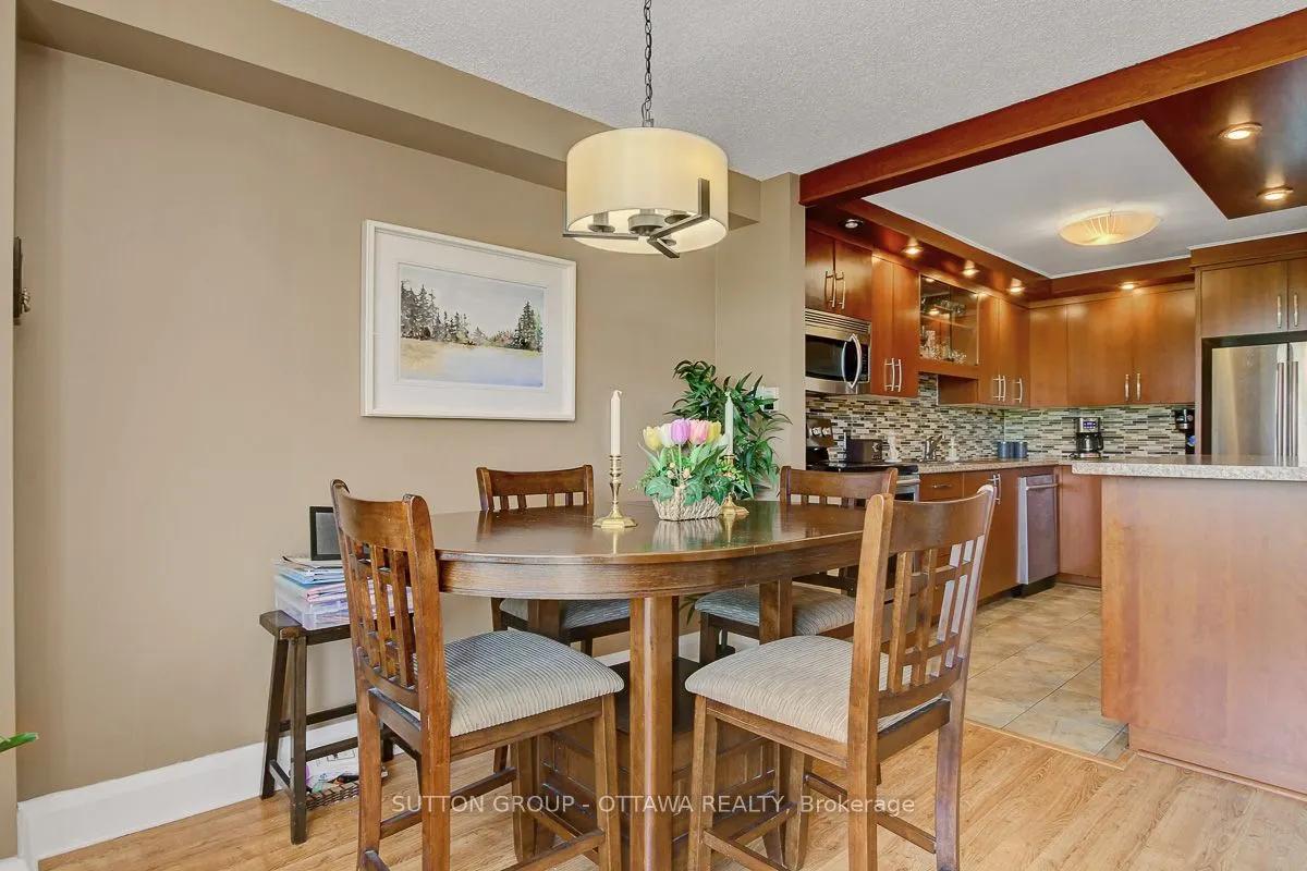 665 Bathgate Drive, #405
