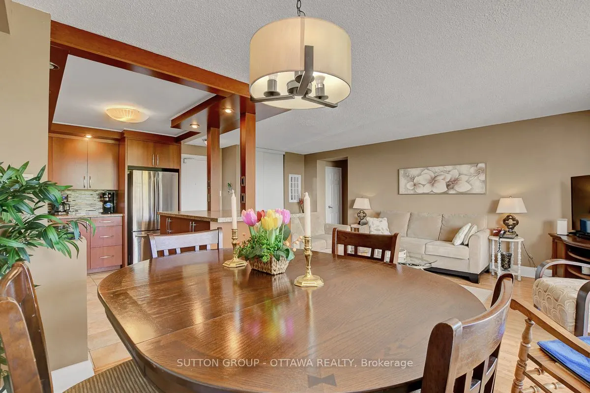 665 Bathgate Drive, #405