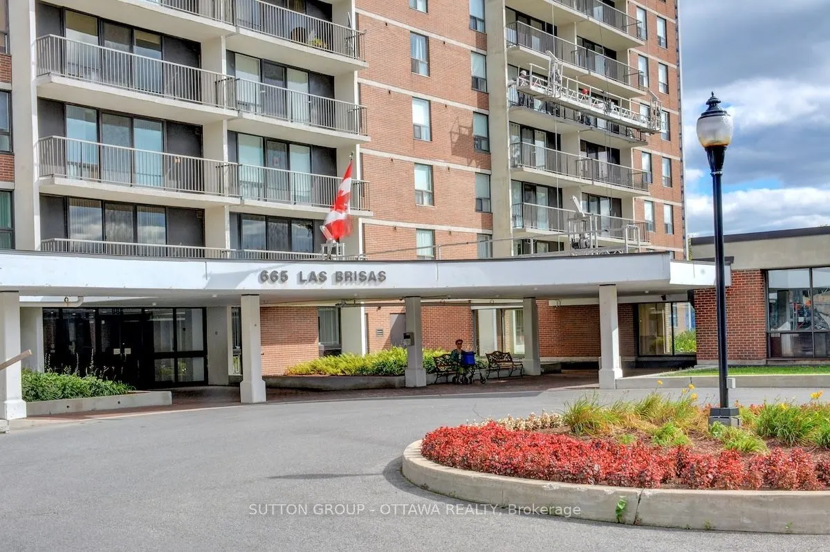 665 Bathgate Drive, #405