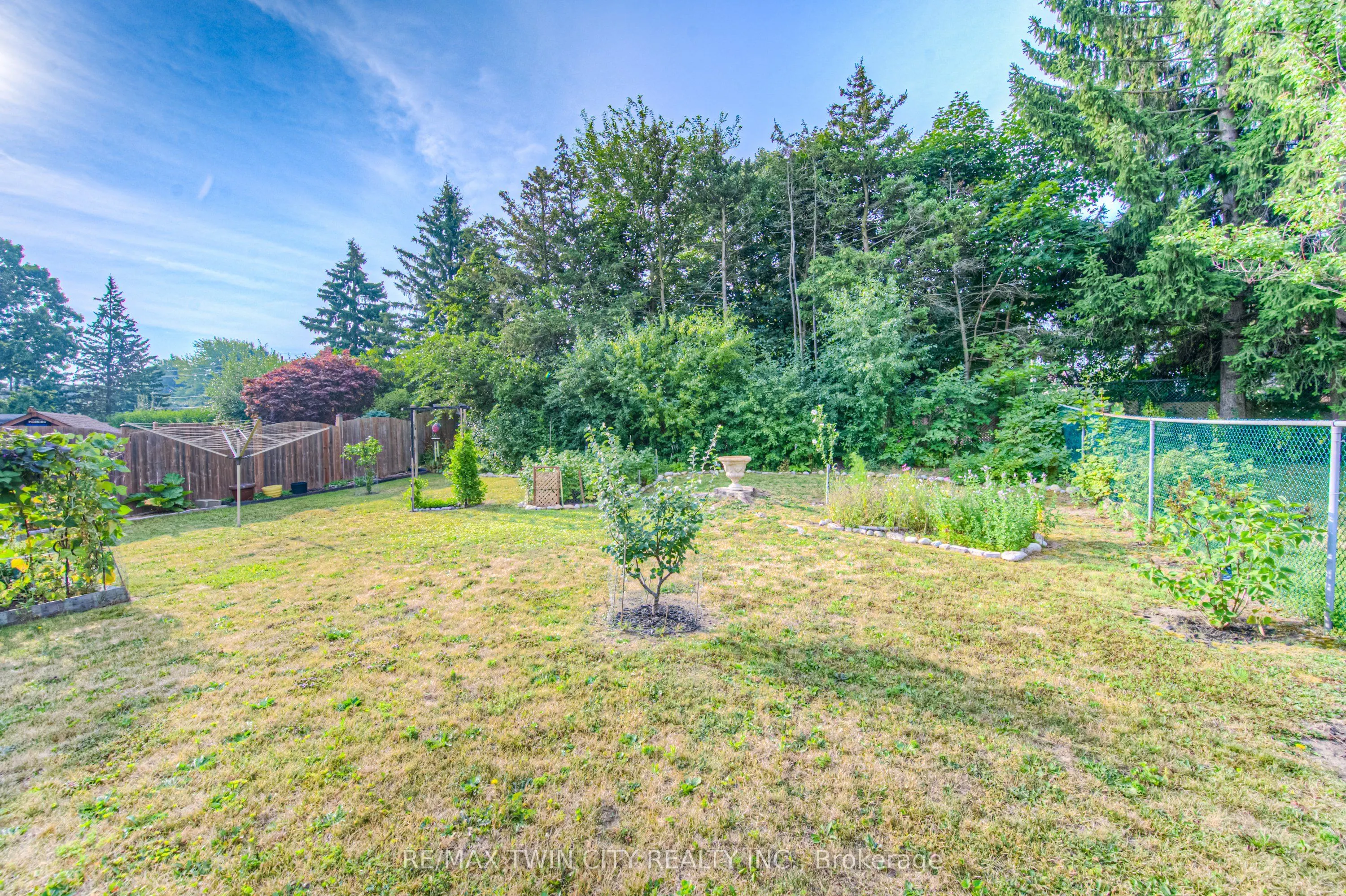 87 Radcliffe Drive