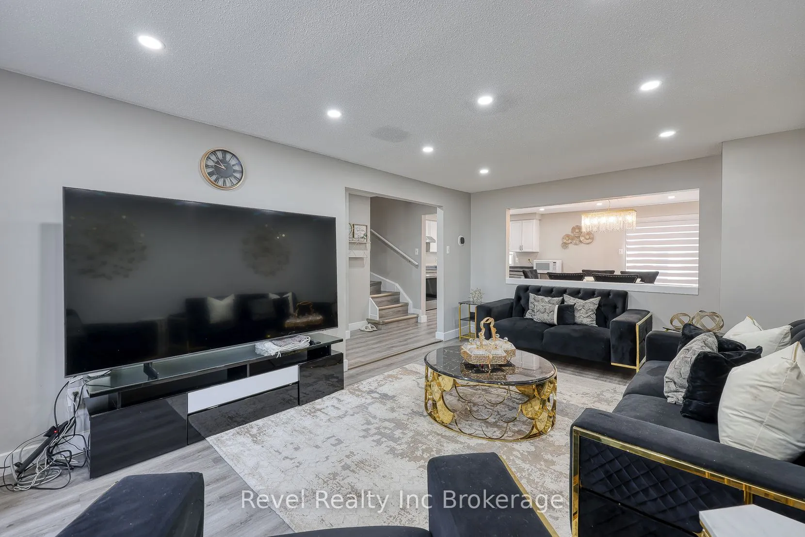 380 Quarter Town Line Road, #20