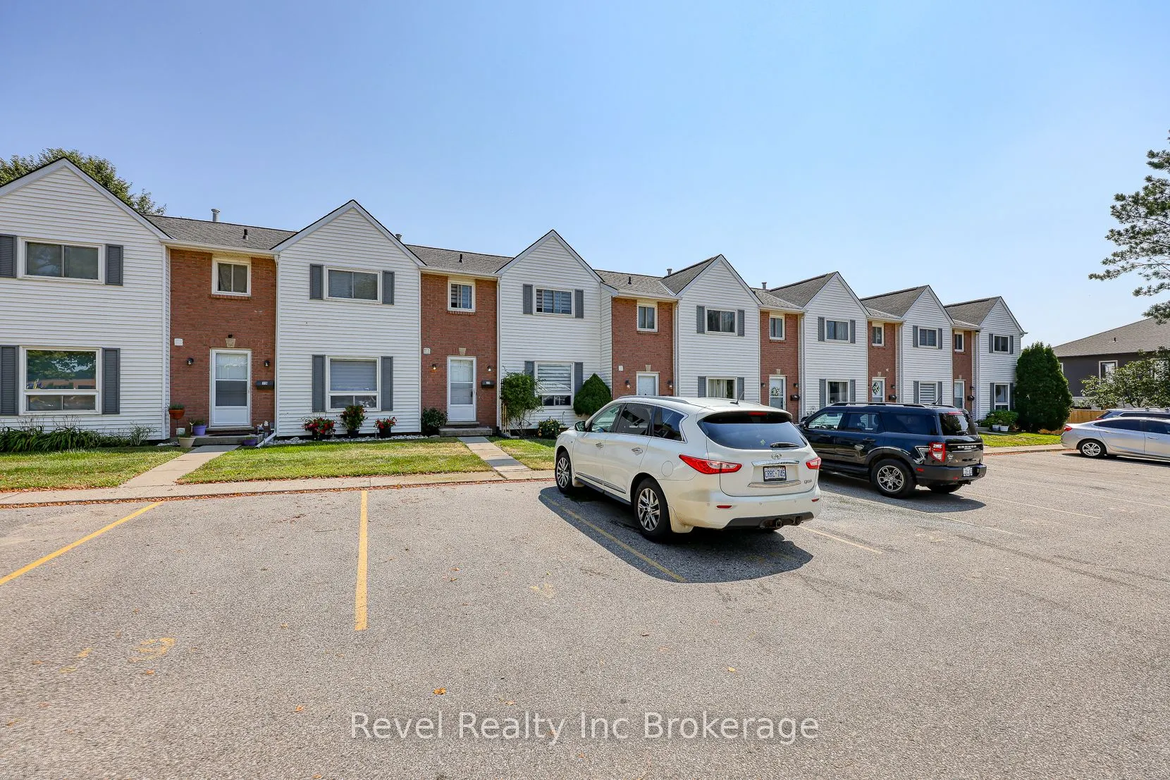 380 Quarter Town Line Road, #20