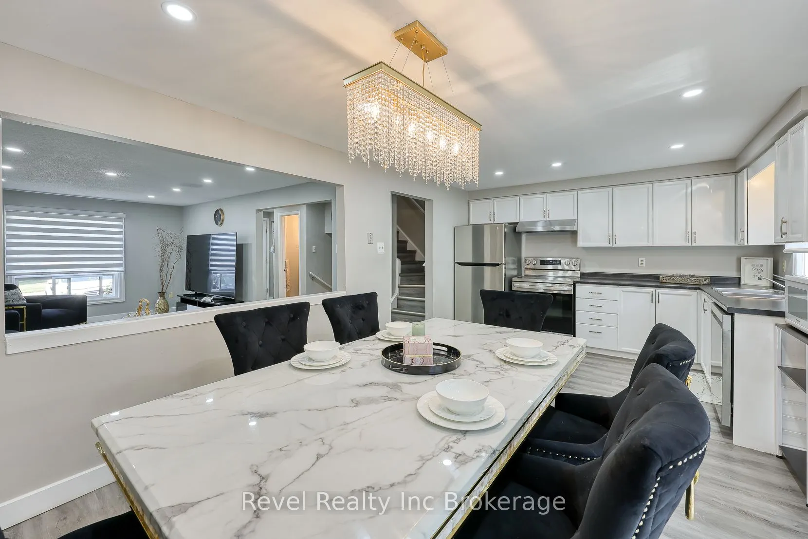 380 Quarter Town Line Road, #20