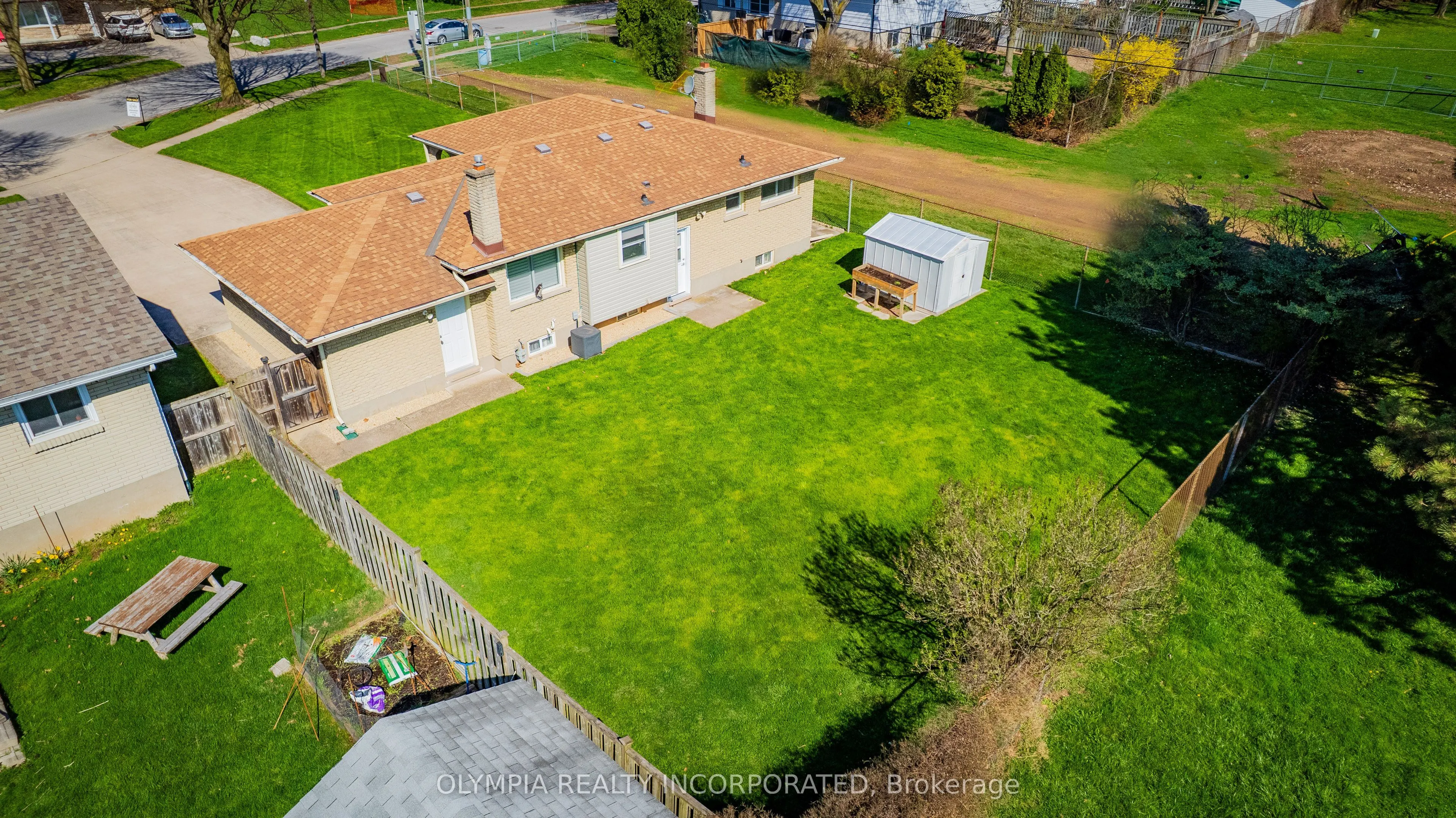 4284 Briarwood Avenue