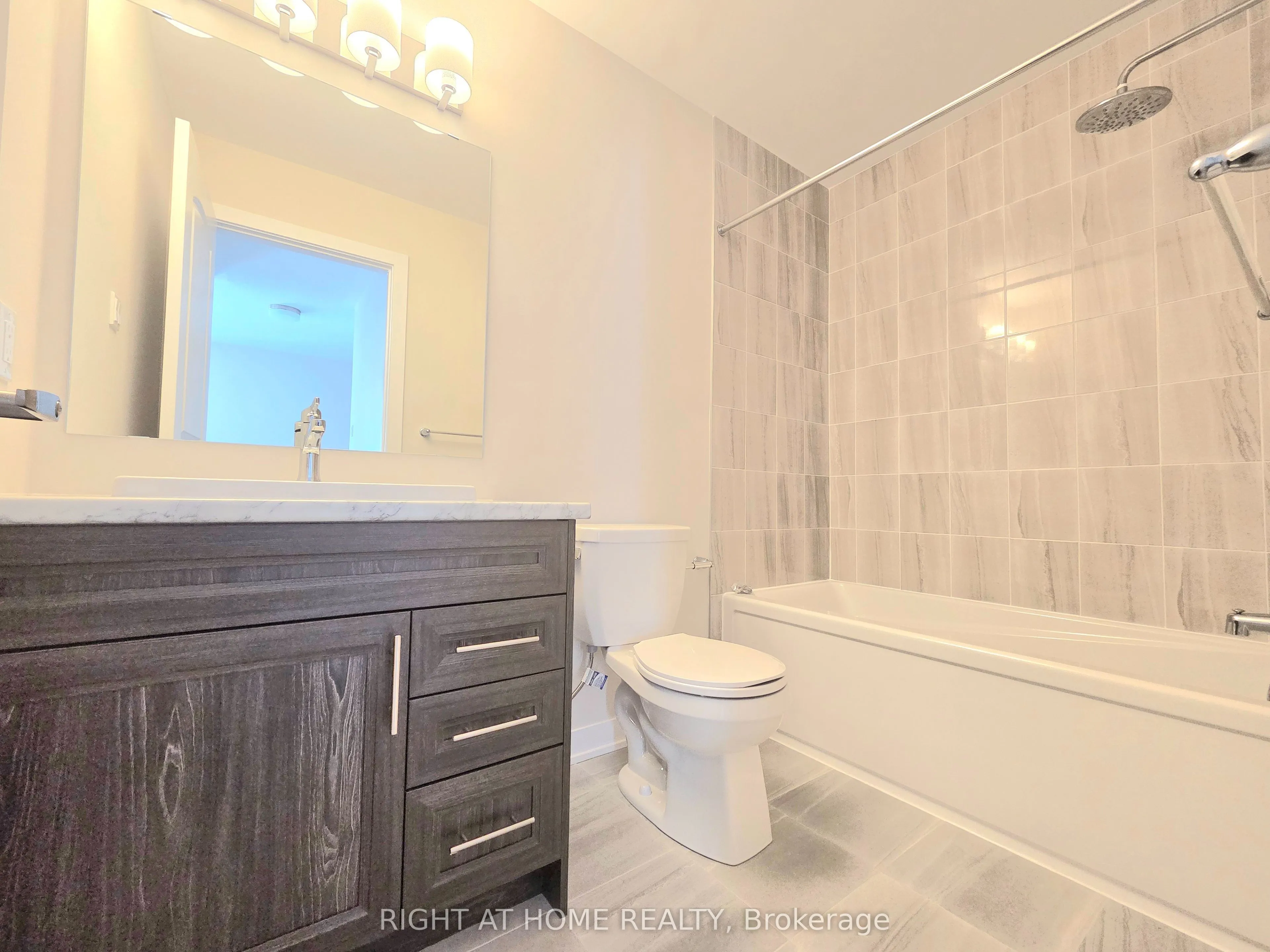 862 Andesite Terrace