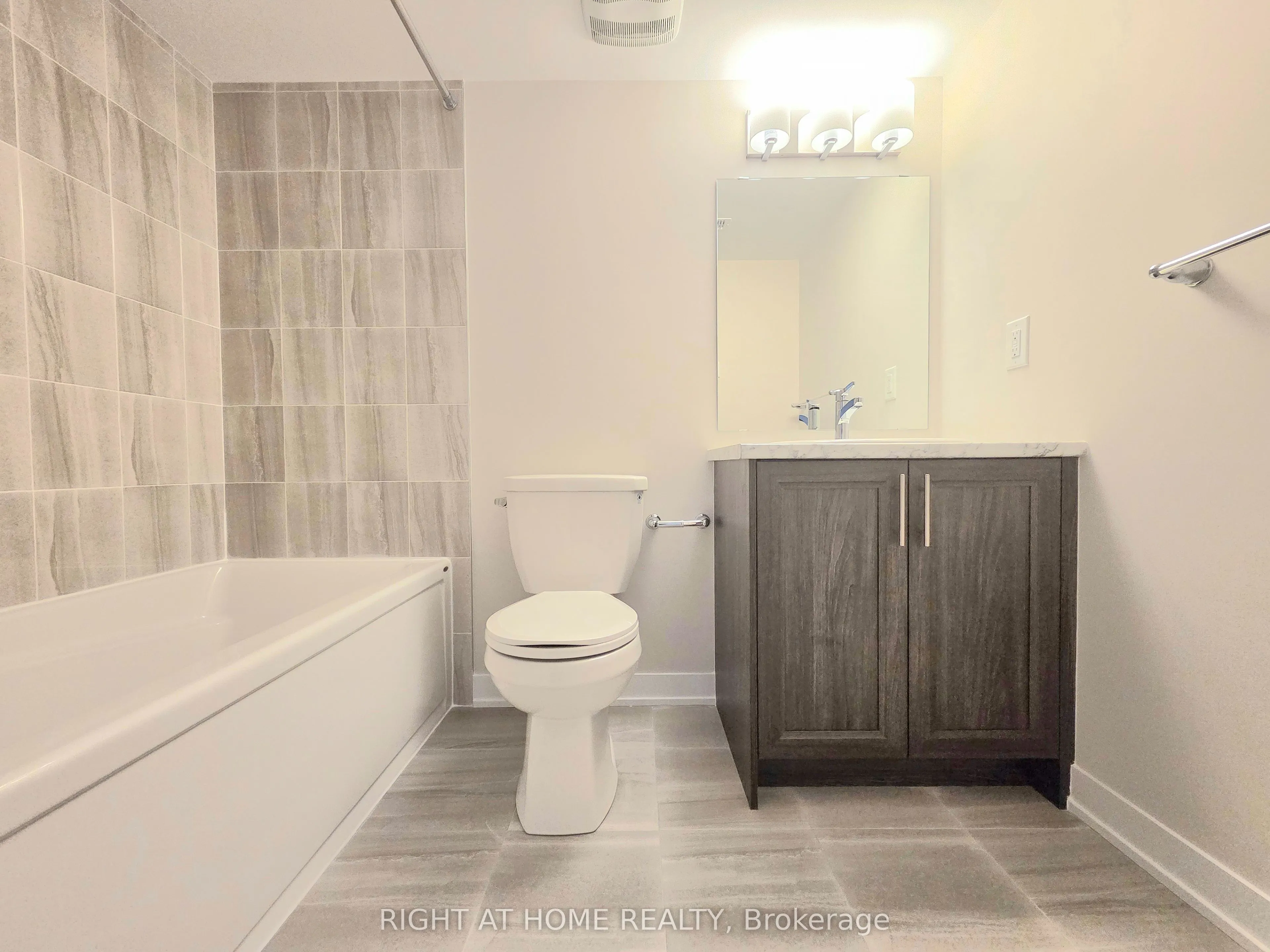 862 Andesite Terrace