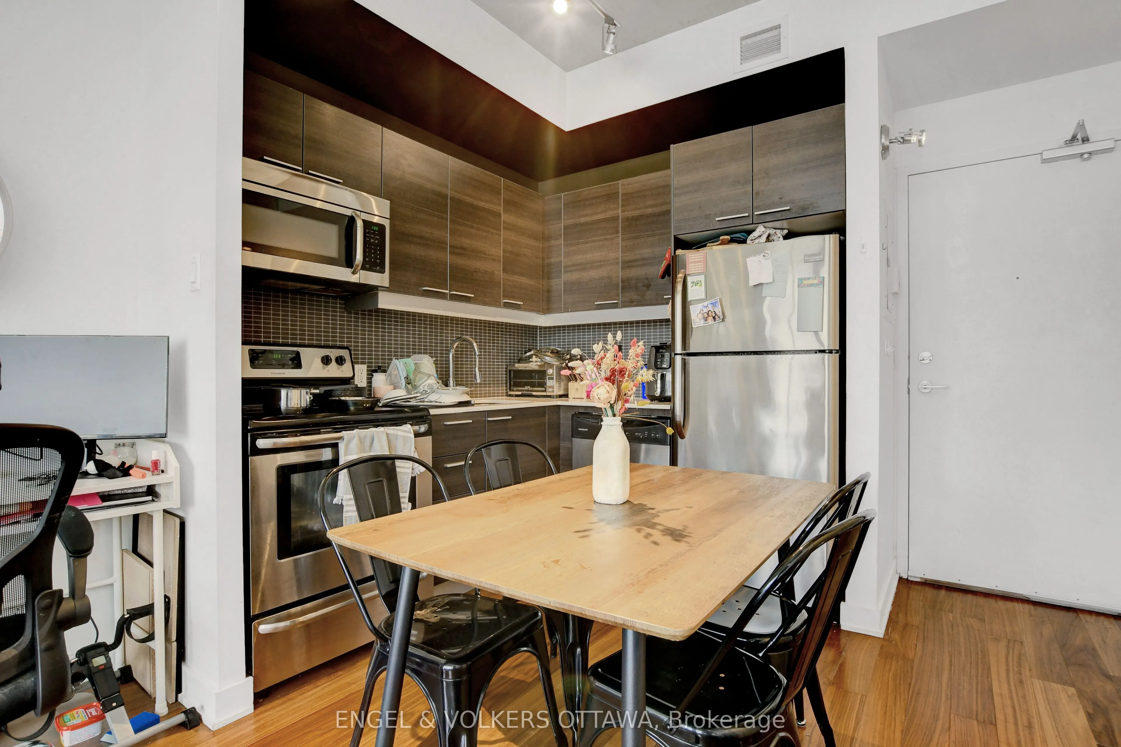 349 McLeod Street, #532