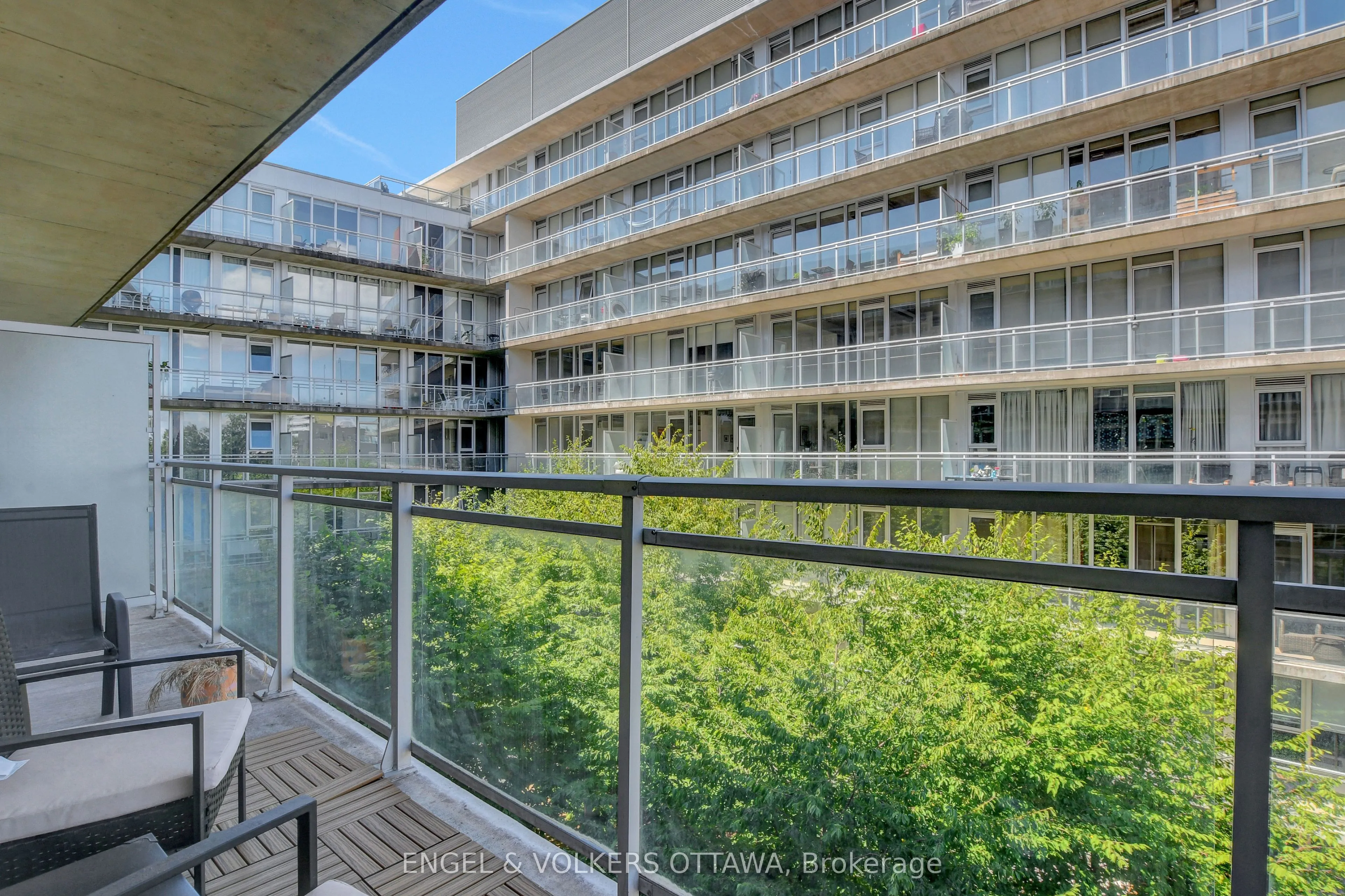 349 McLeod Street, #532
