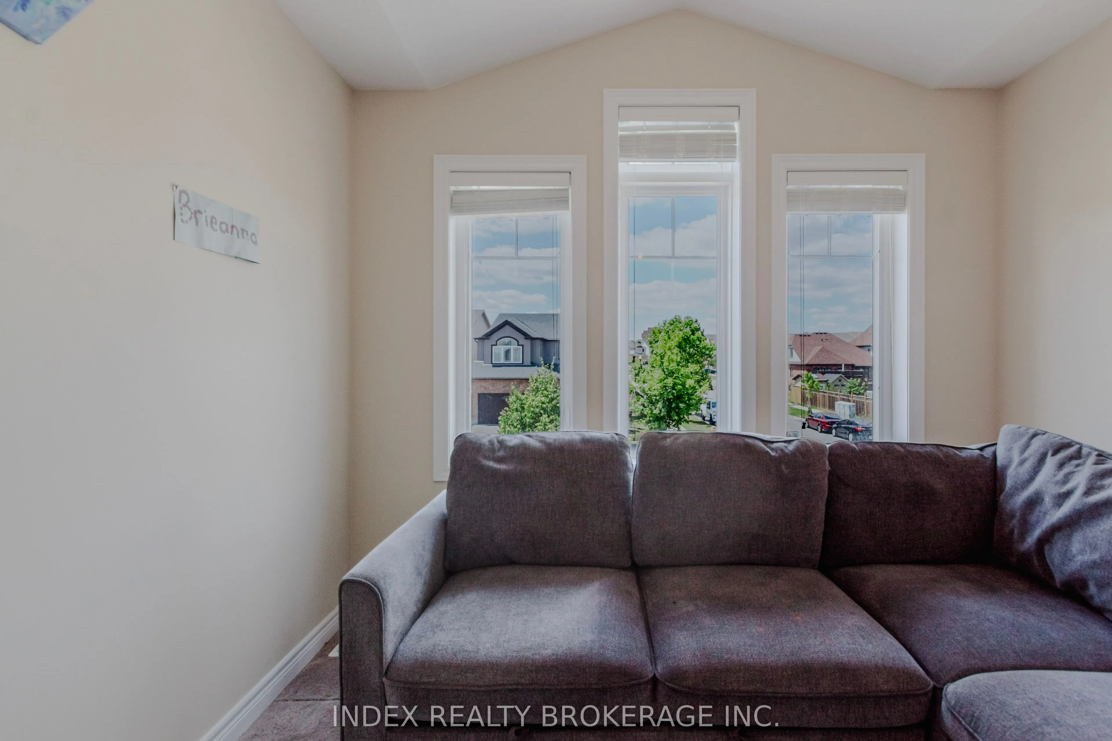 207 Eden Oak Trail