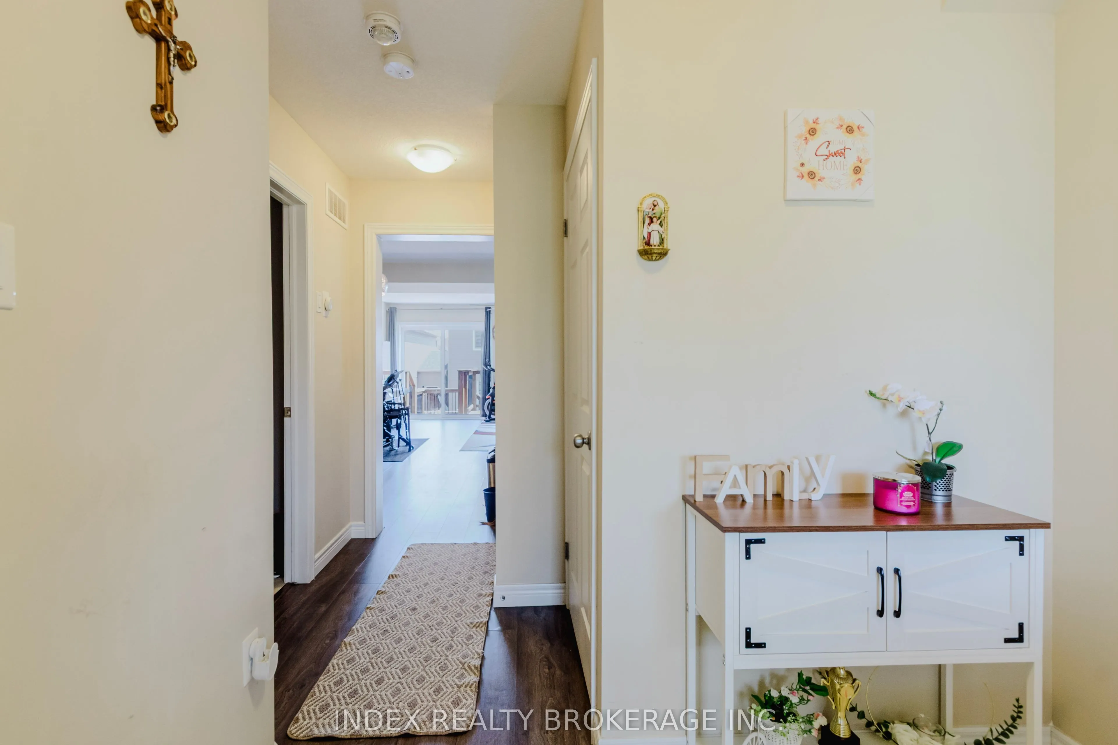 207 Eden Oak Trail